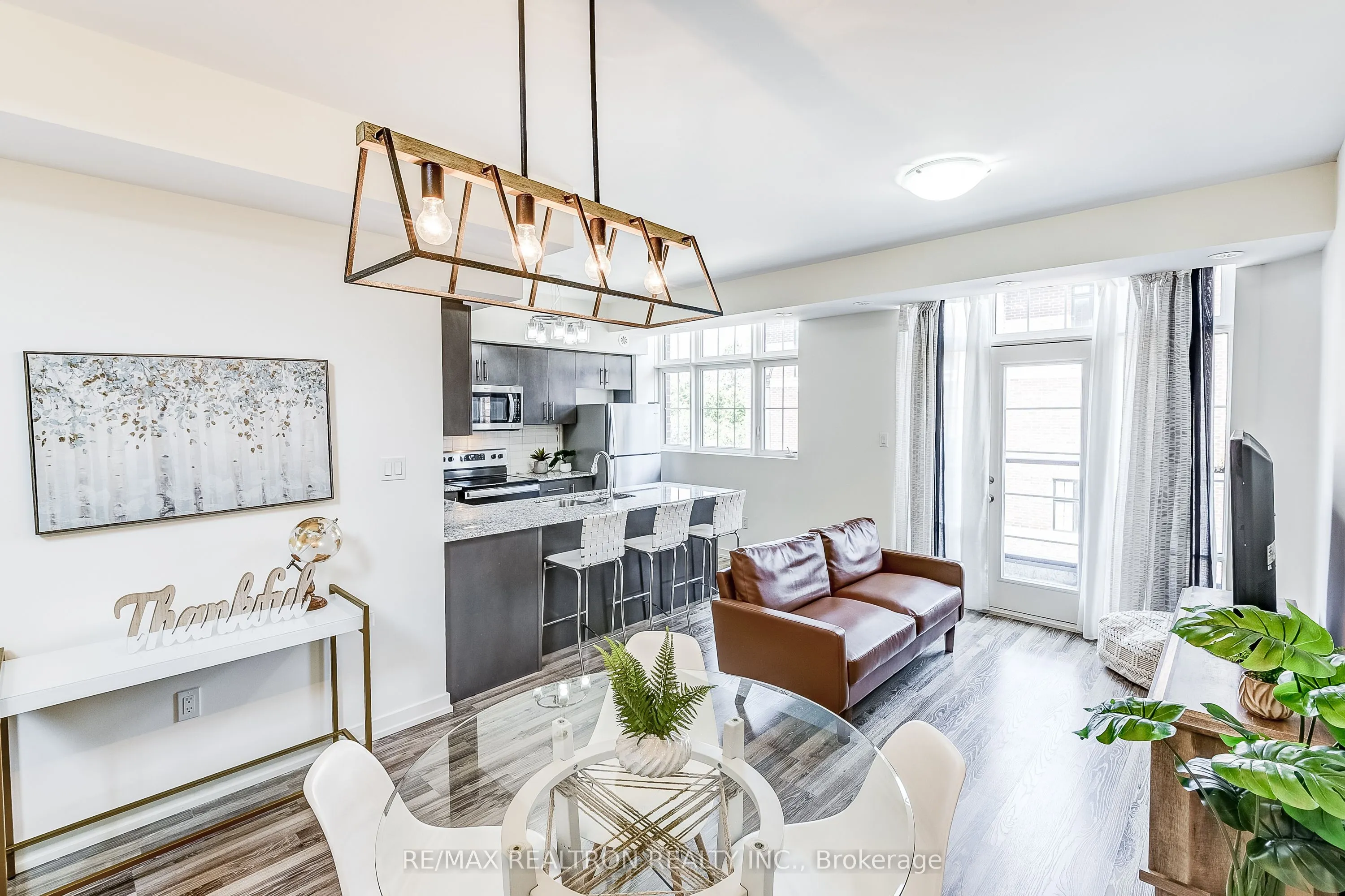 2 Linsmore Place, #310