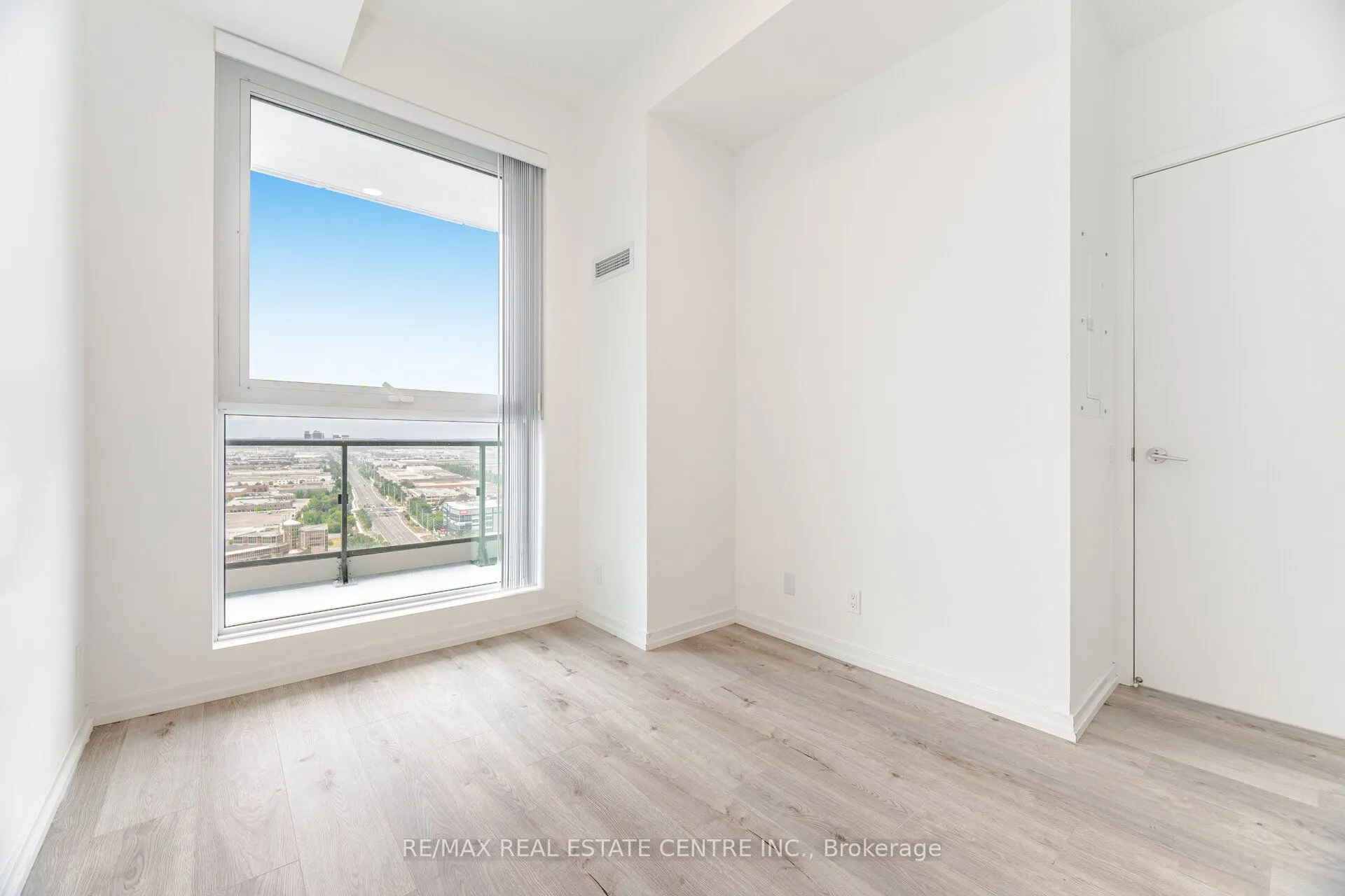 7890 Jane Street, #2507
