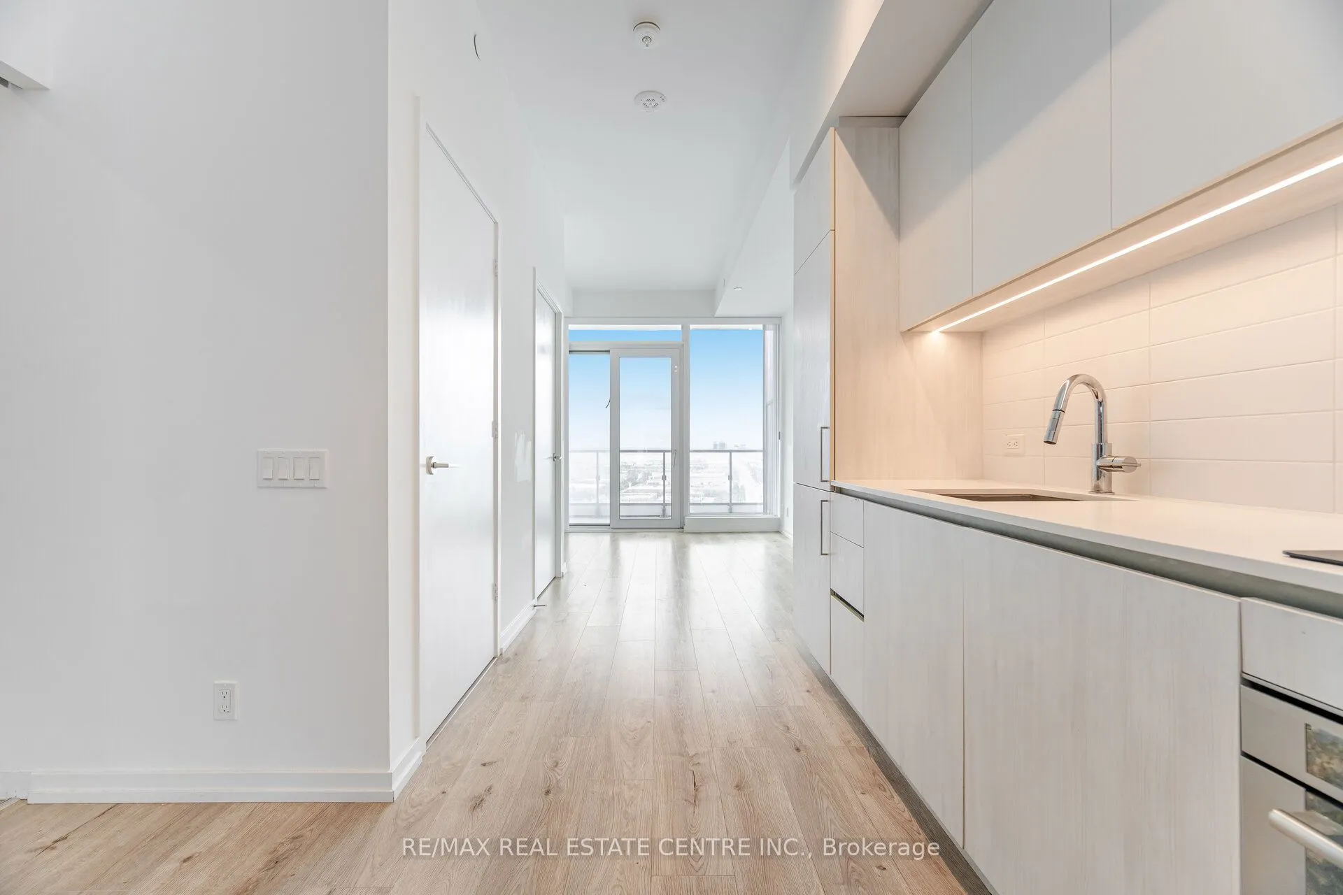 7890 Jane Street, #2507