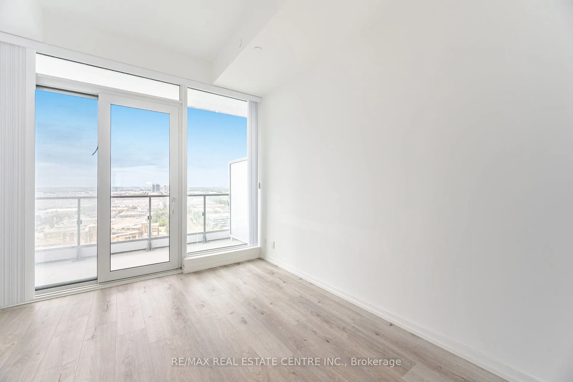 7890 Jane Street, #2507