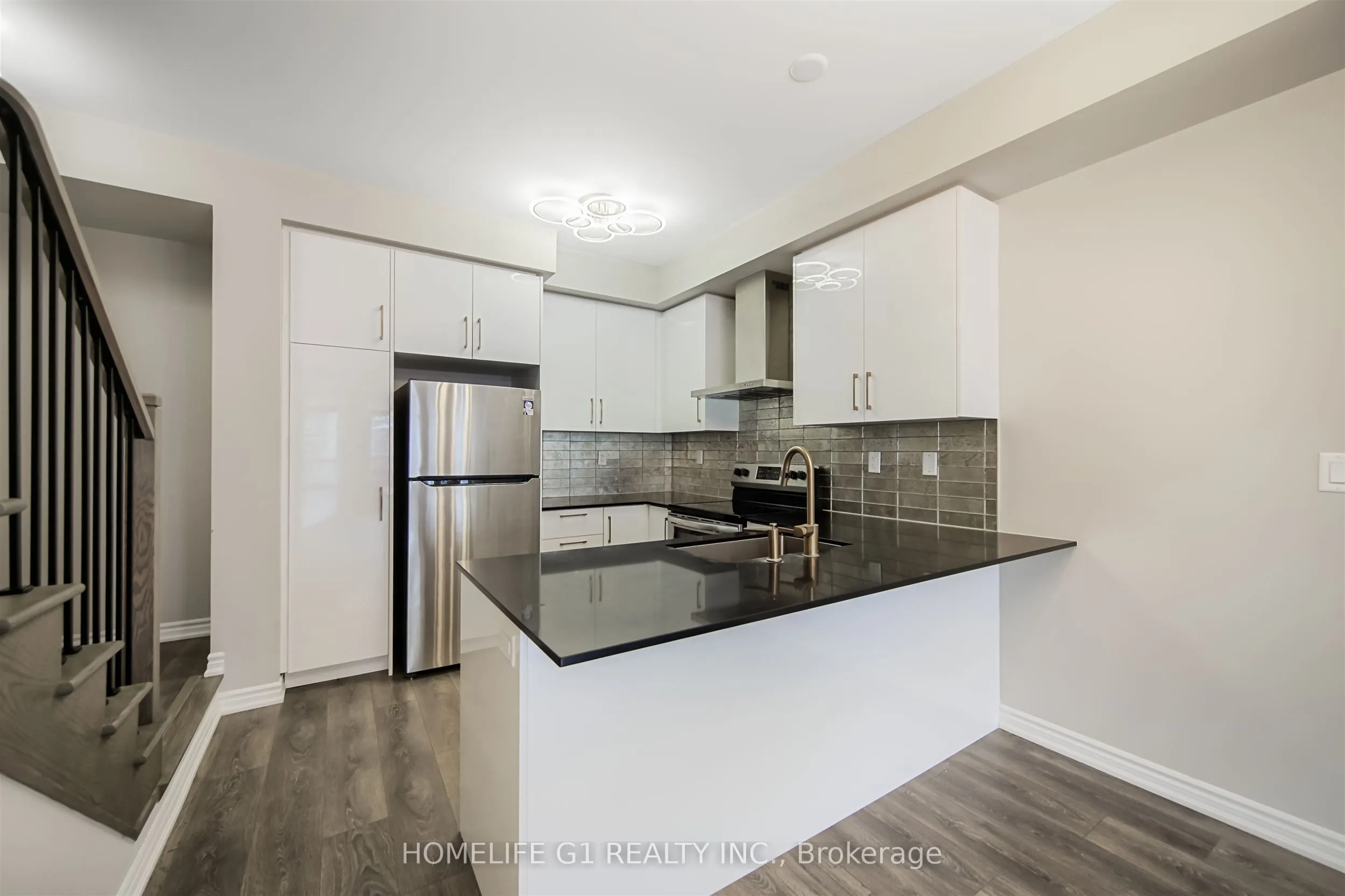 7 Mel Irving Drive
