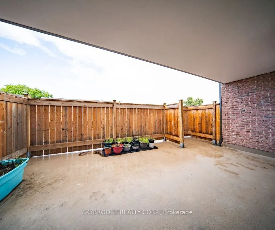 244 Milestone Crescent, #118