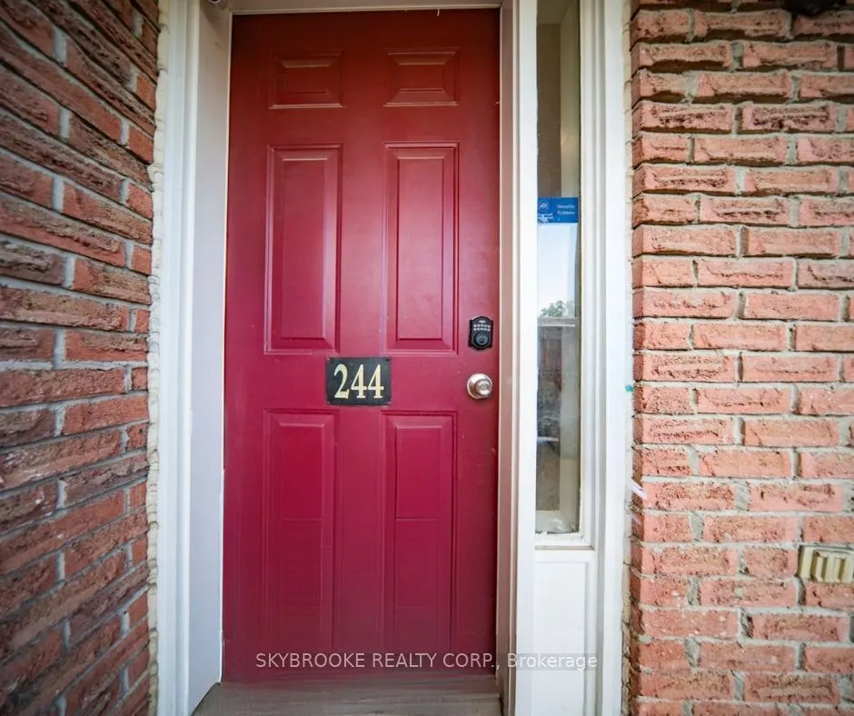 244 Milestone Crescent, #118