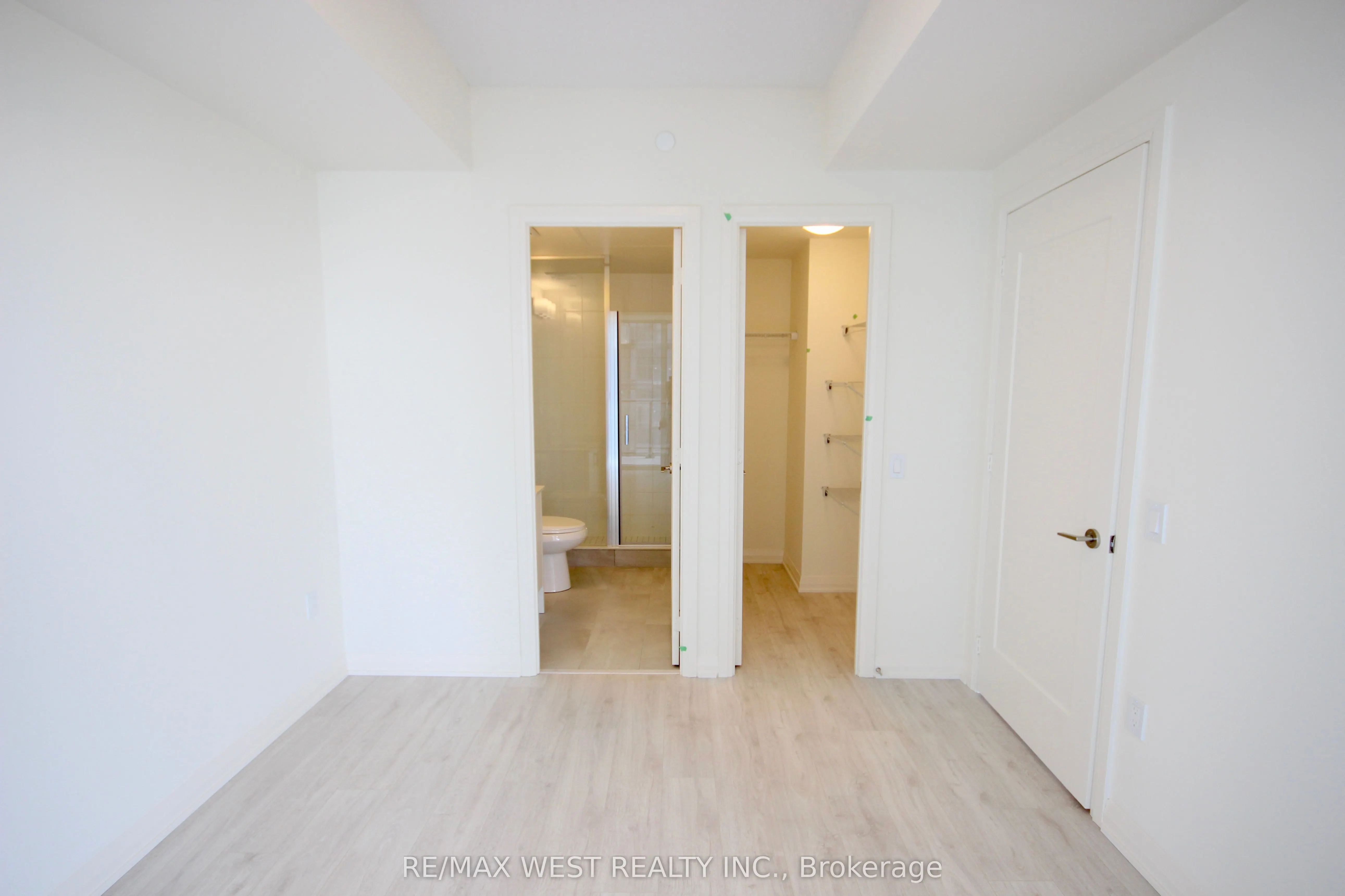 8960 Jane Street, #1602