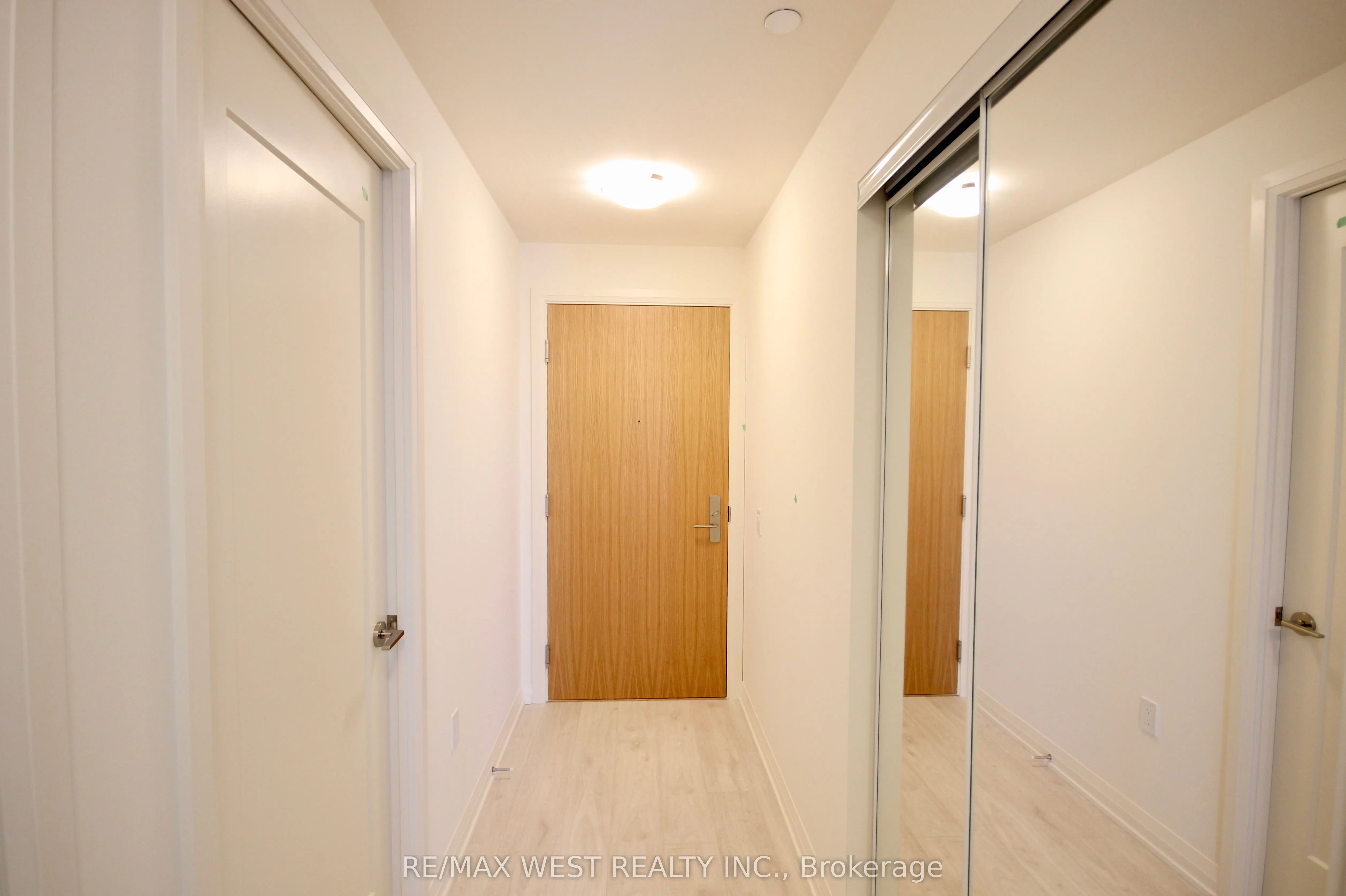 8960 Jane Street, #1602