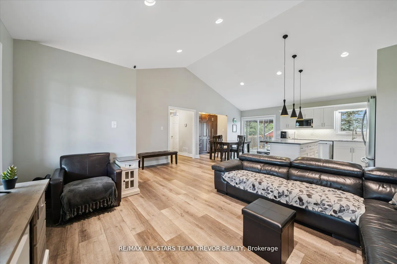 14210 Durham Rd 1
