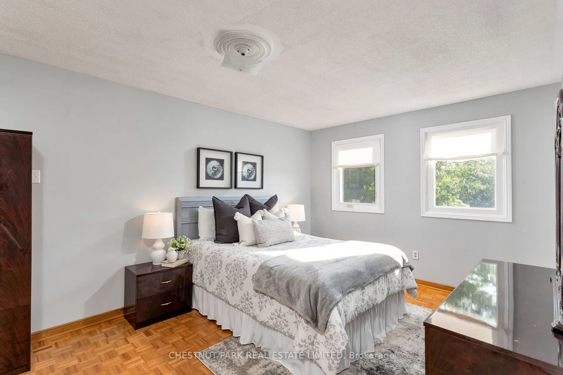 138 Largo Crescent