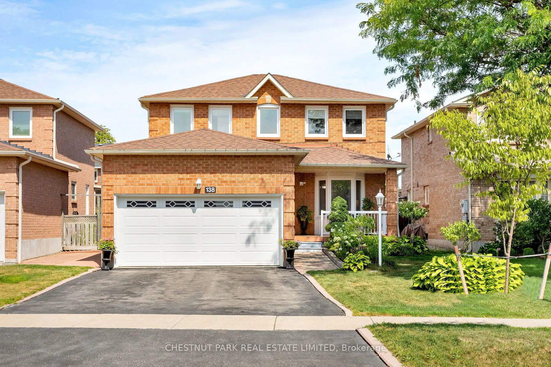 138 Largo Crescent