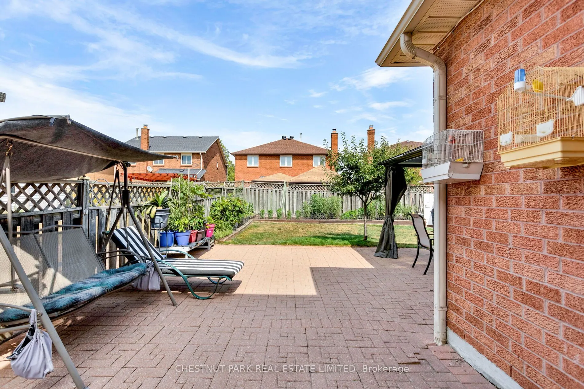 138 Largo Crescent