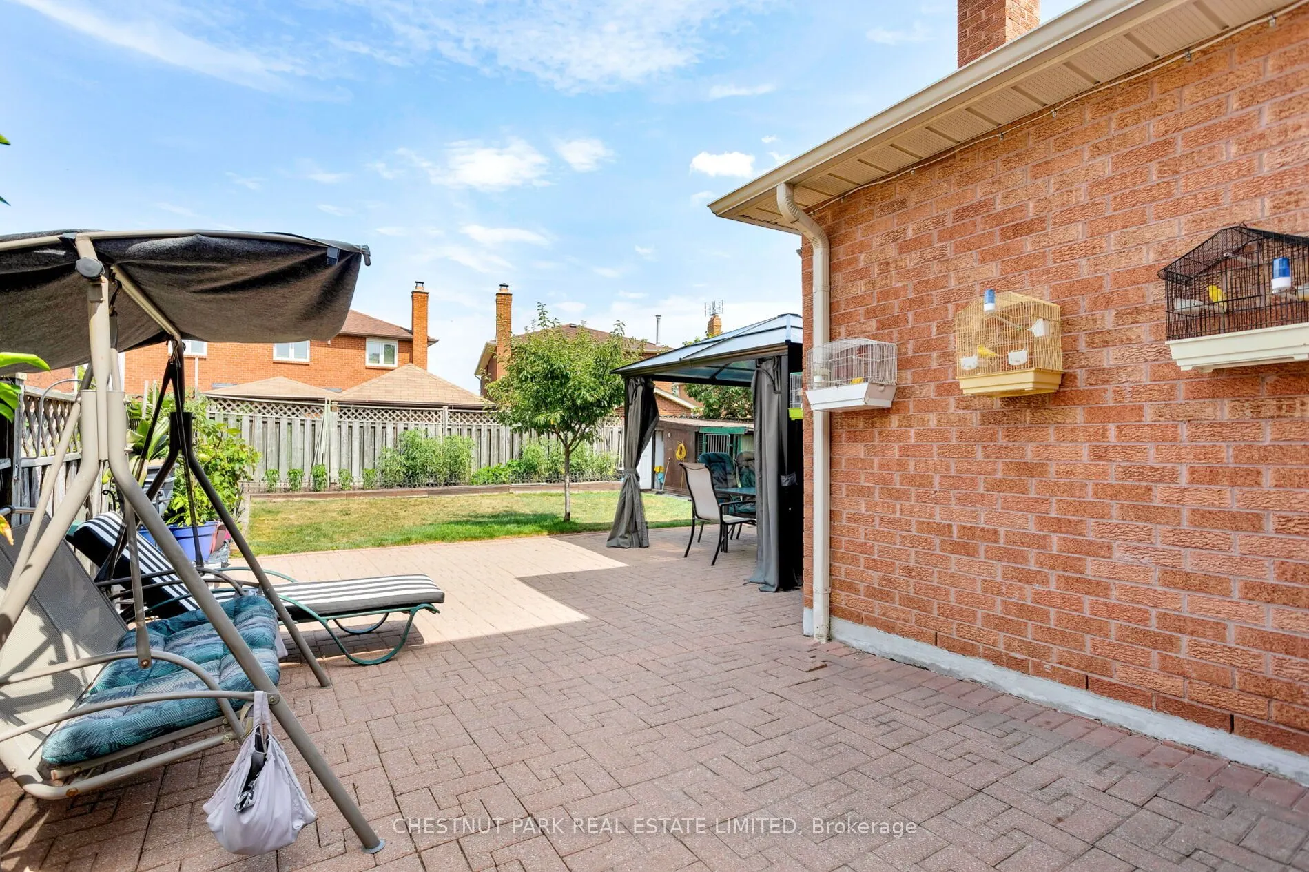 138 Largo Crescent