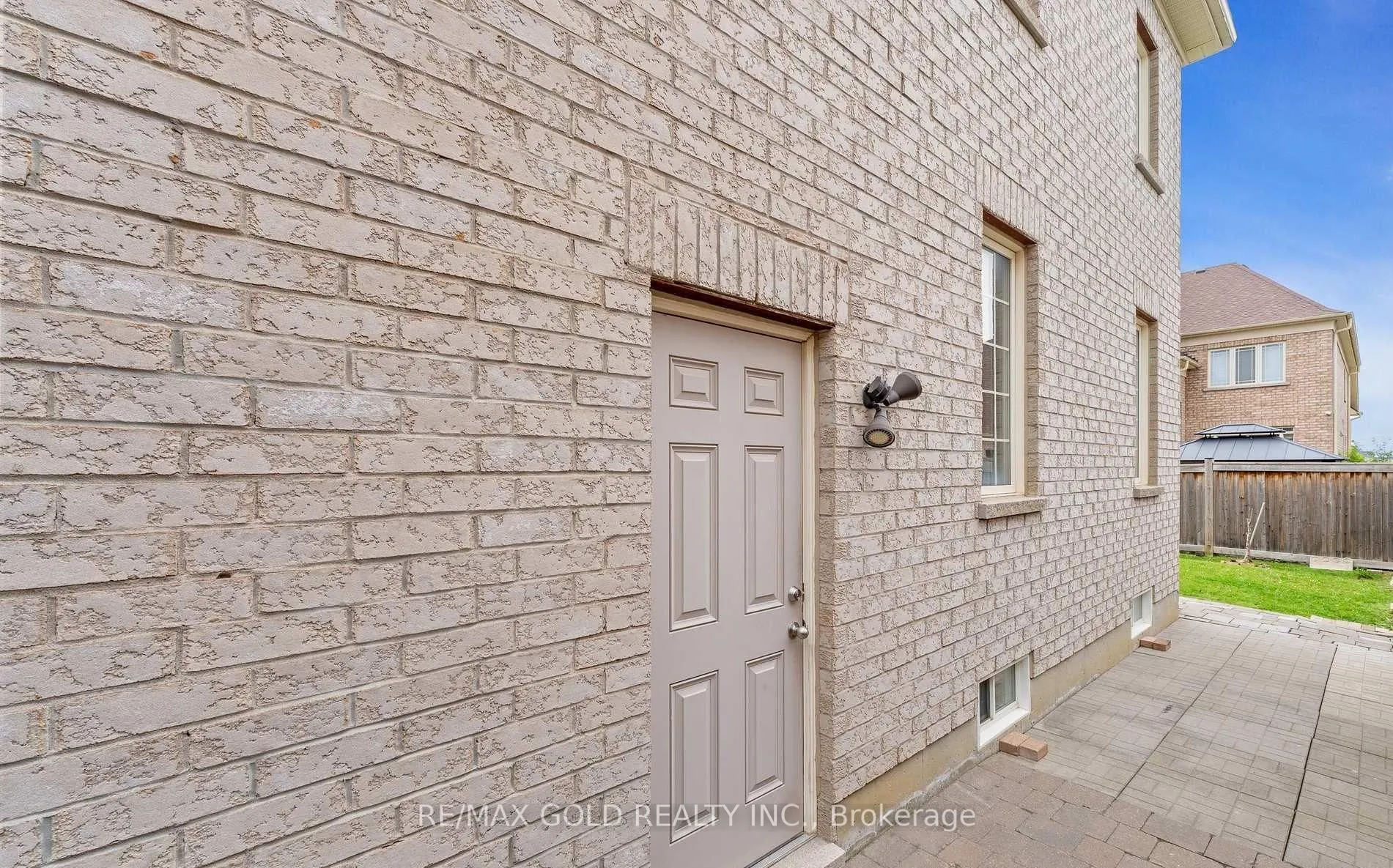 24 Finland Drive, #(Bsmt)
