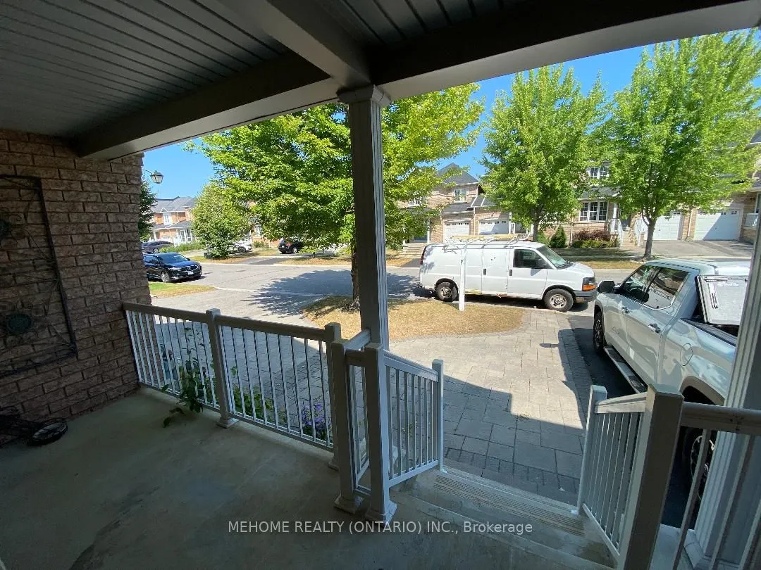 67 Hawksbury Road