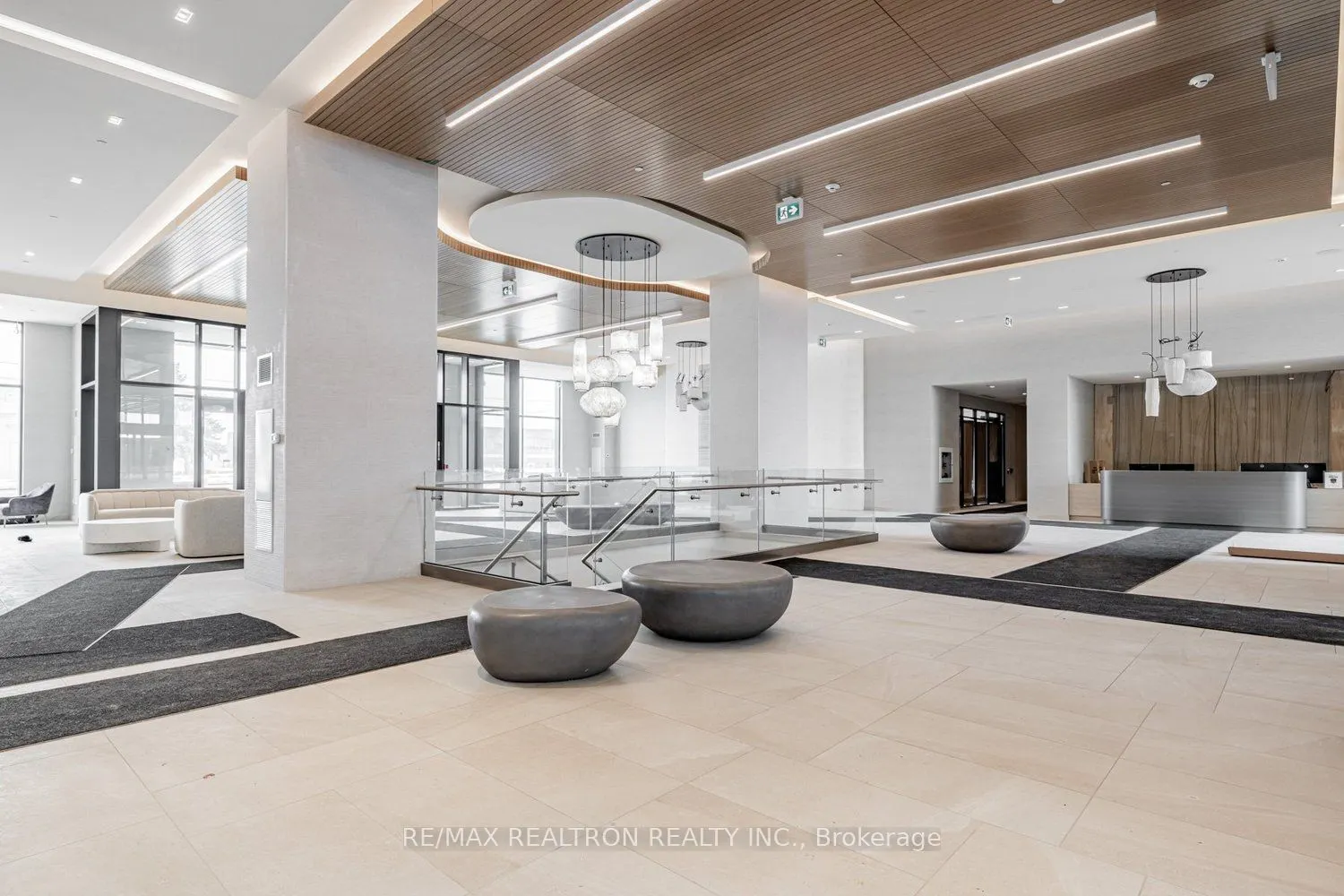 8960 Jane Street, #2318