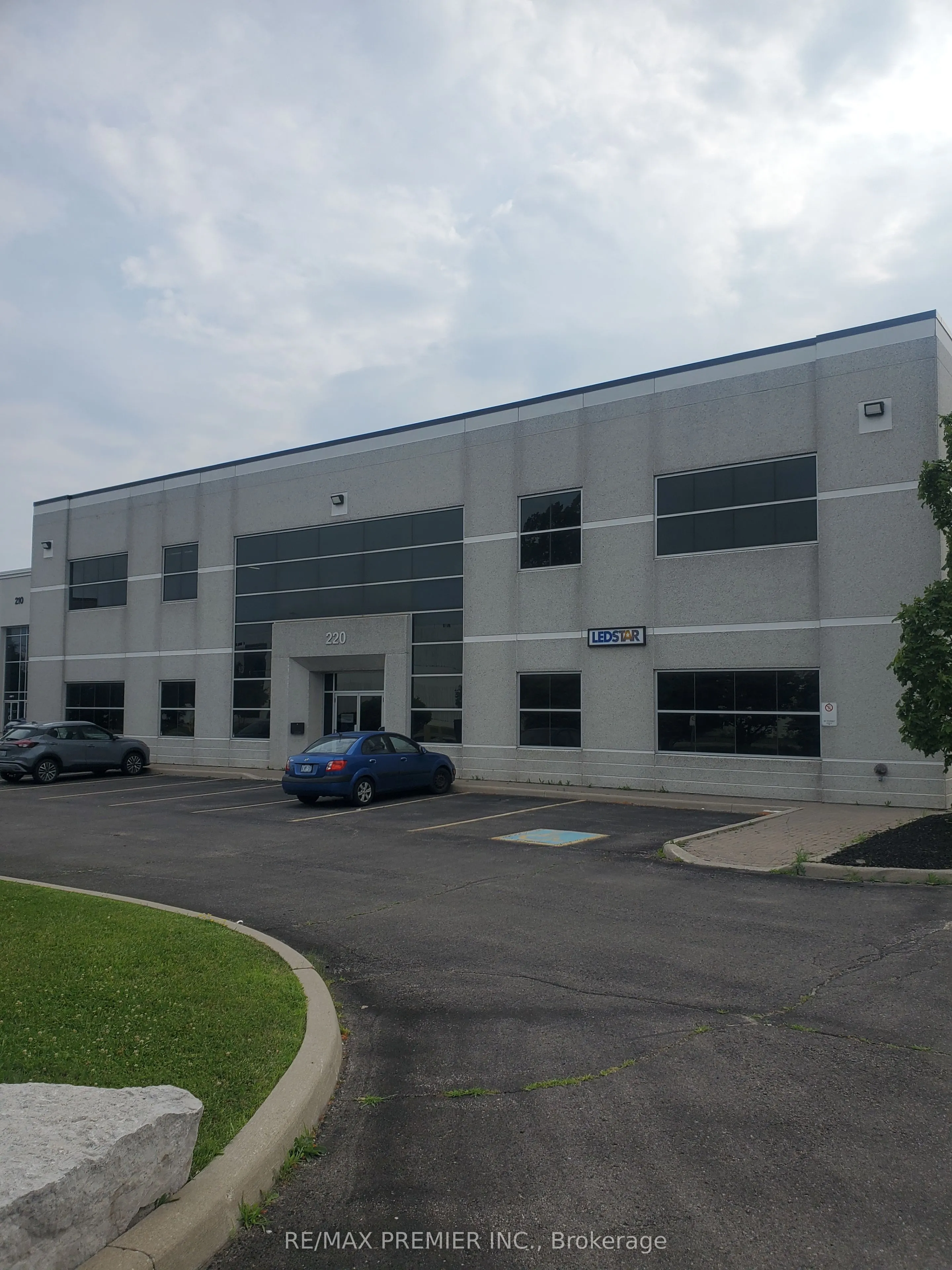 220 Creditview Road, #B