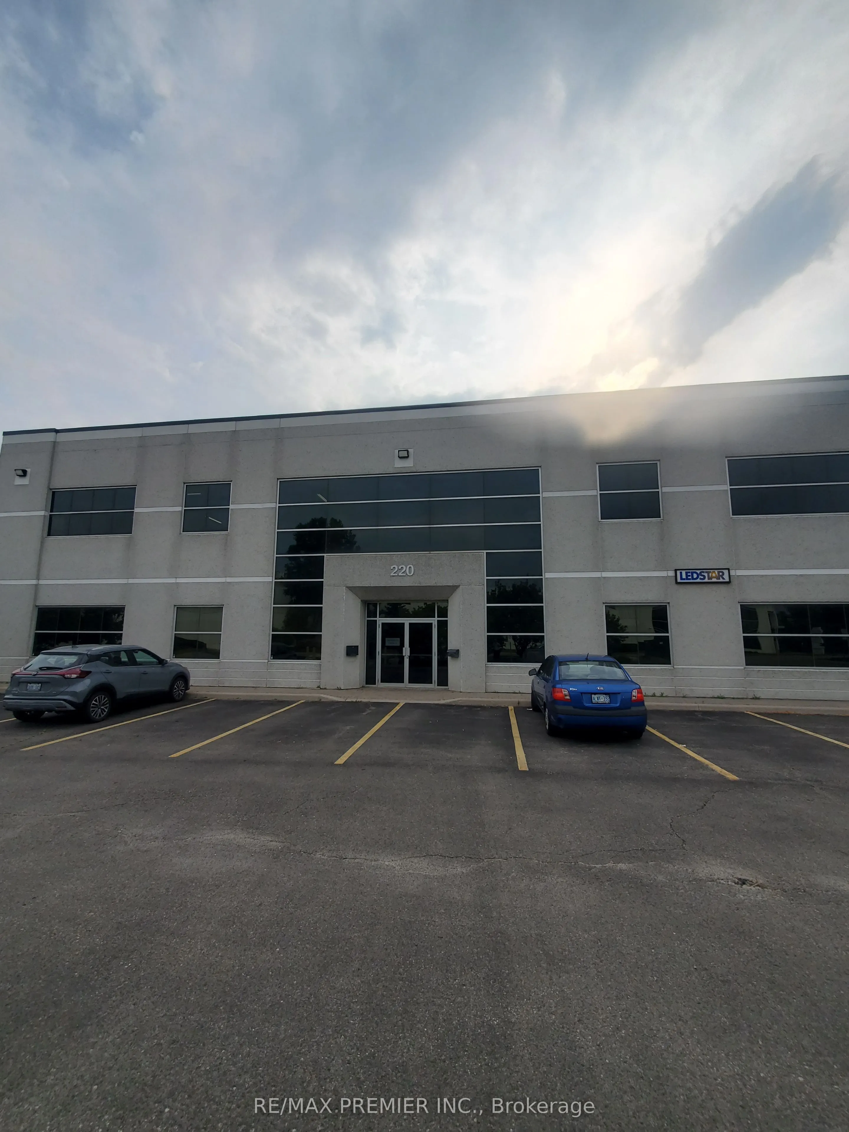220 Creditview Road, #B