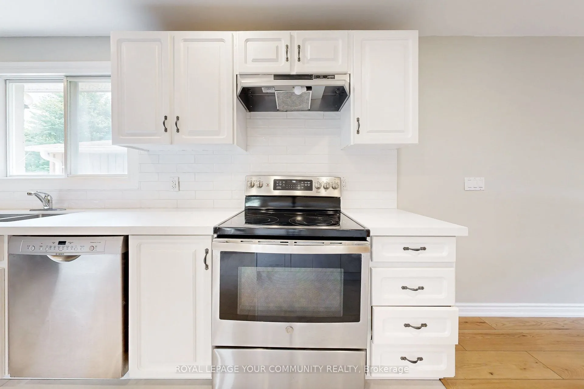 264 Currey Crescent, #Main