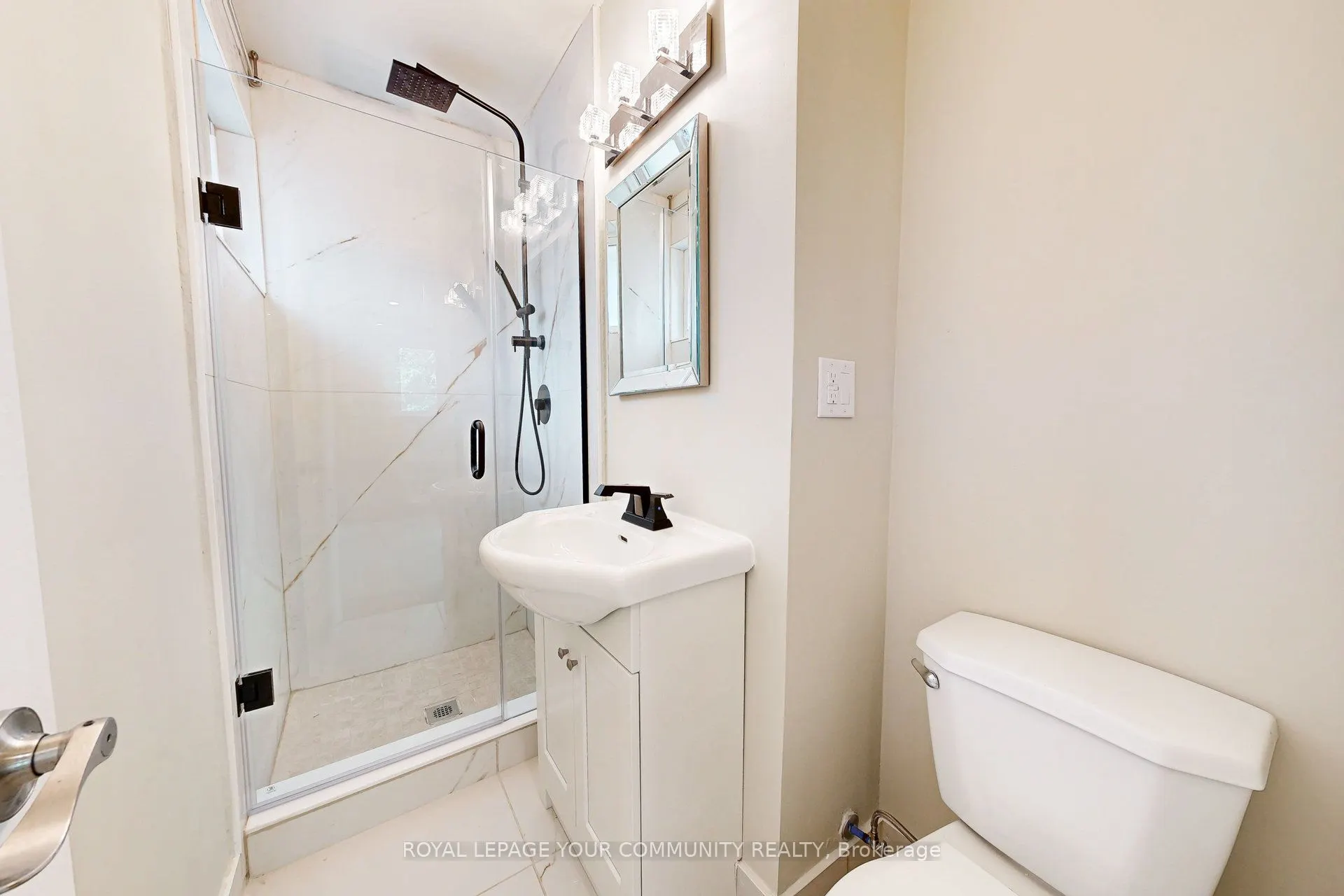 264 Currey Crescent, #Main