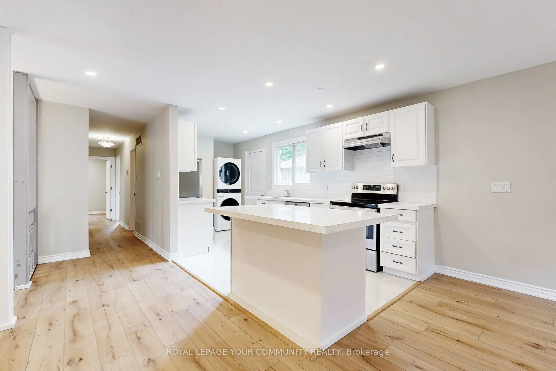 264 Currey Crescent, #Main
