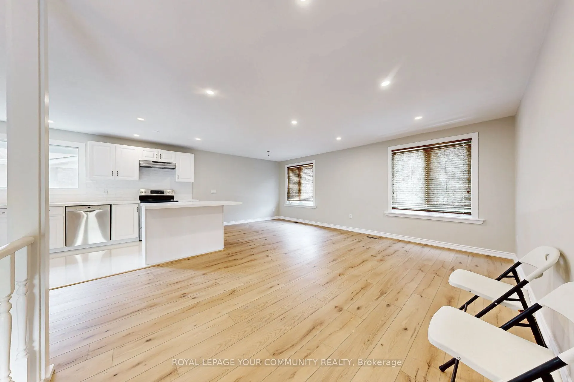 264 Currey Crescent, #Main