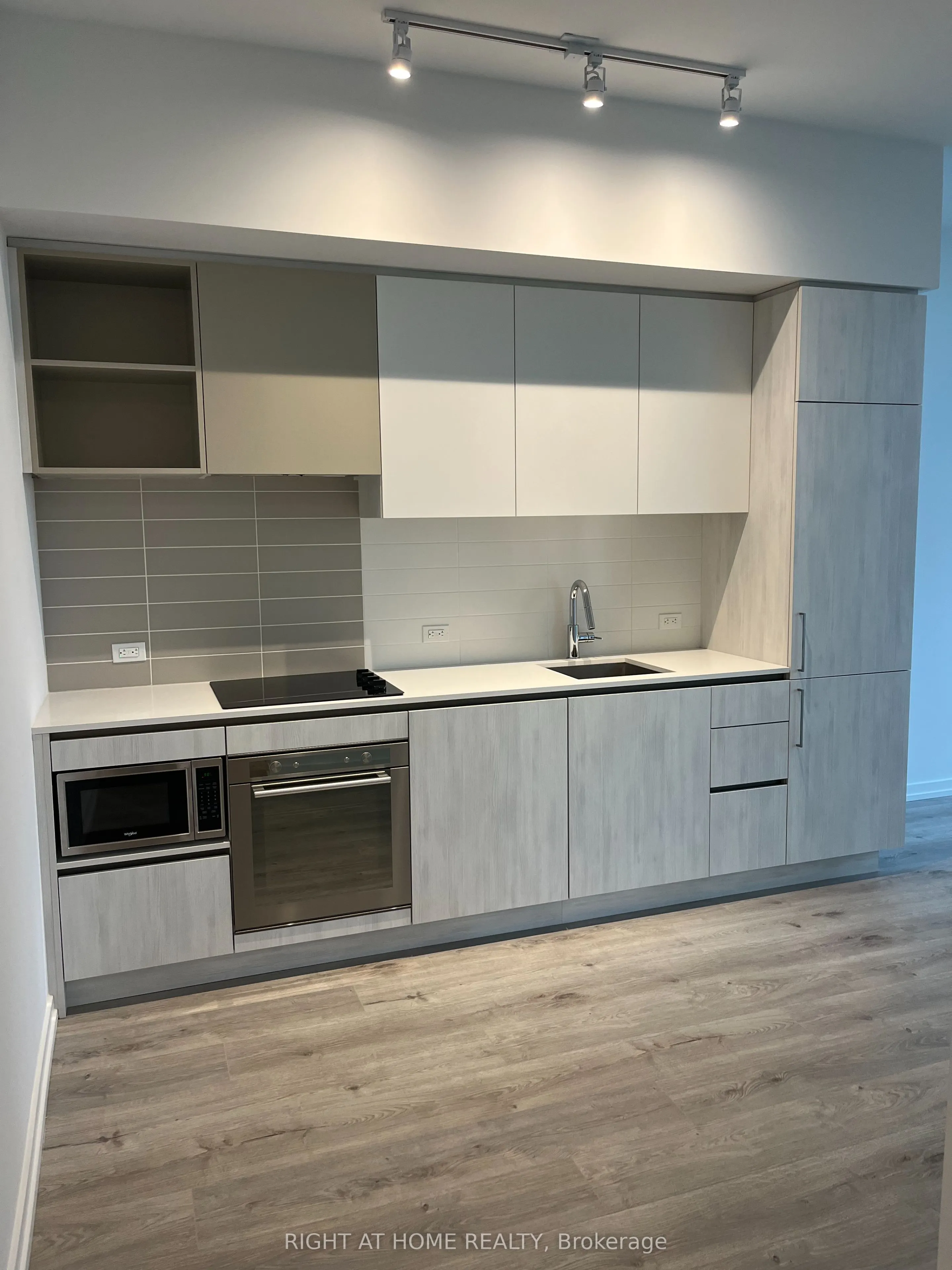 7890 Jane Street, #610