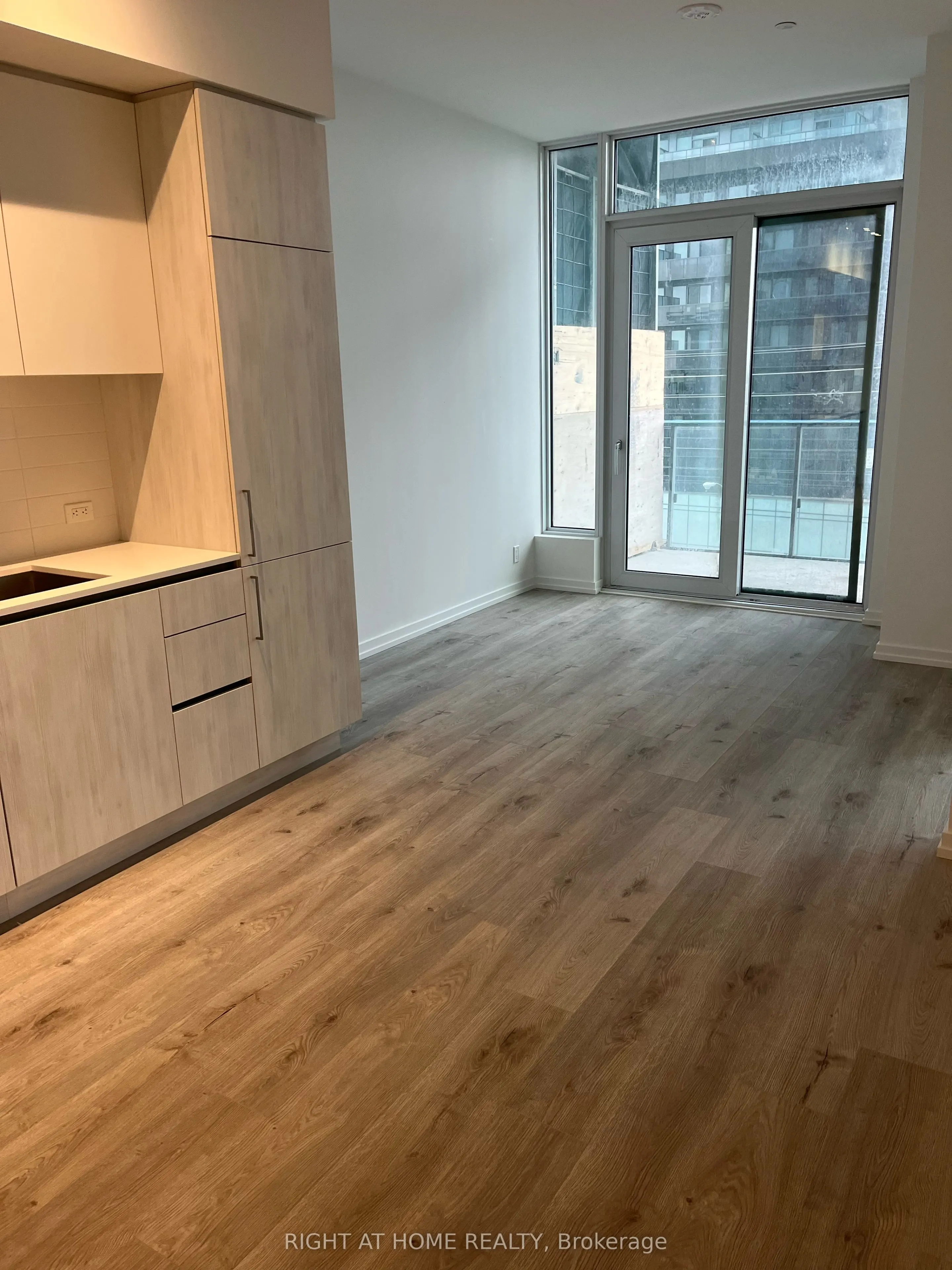 7890 Jane Street, #610