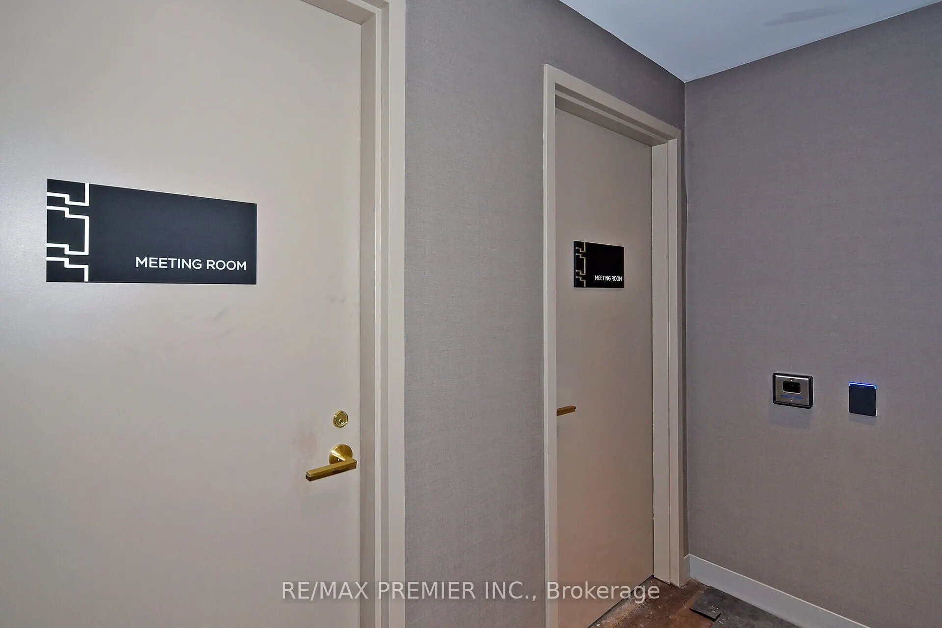 1000 Portage Parkway, #1703
