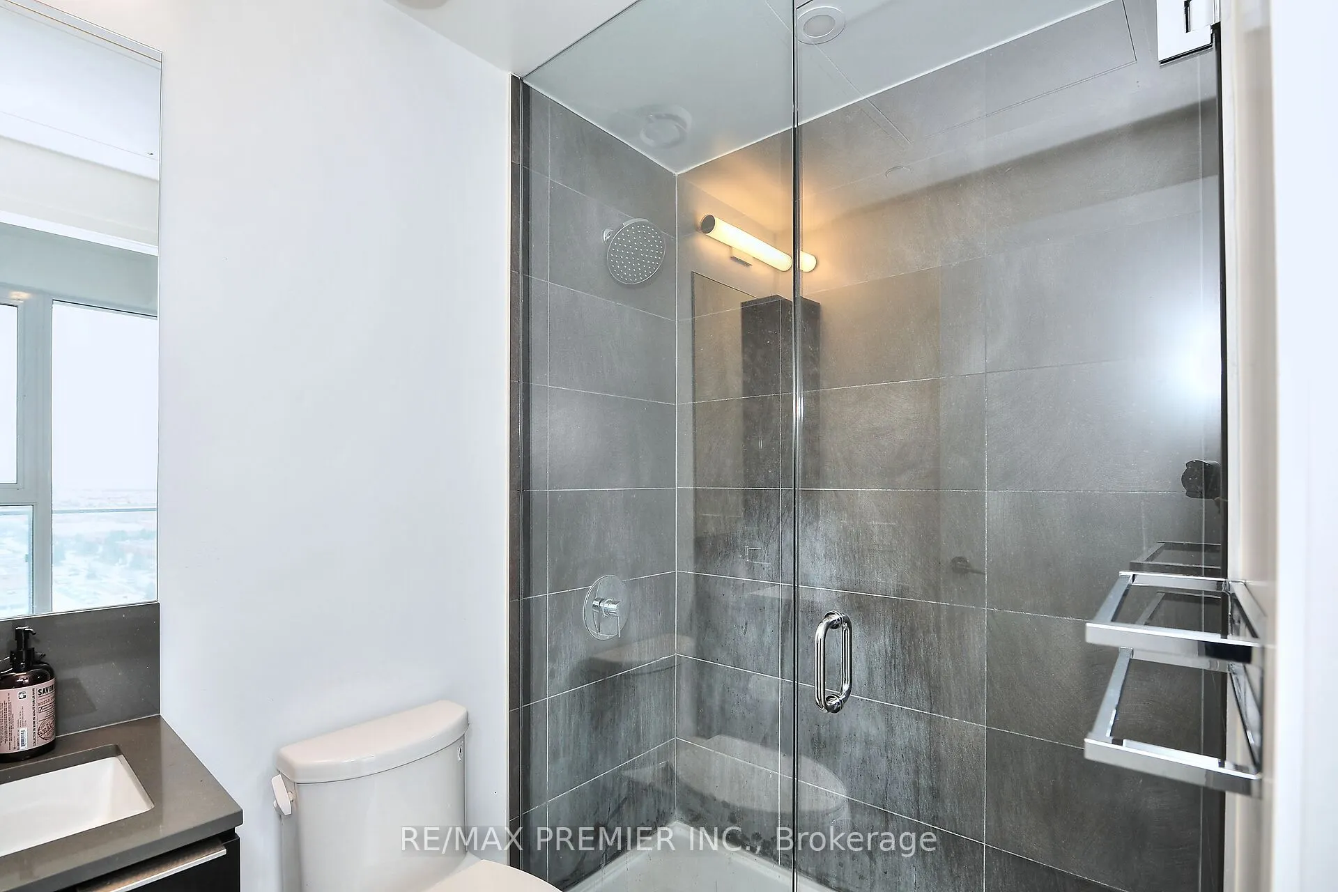 1000 Portage Parkway, #1703