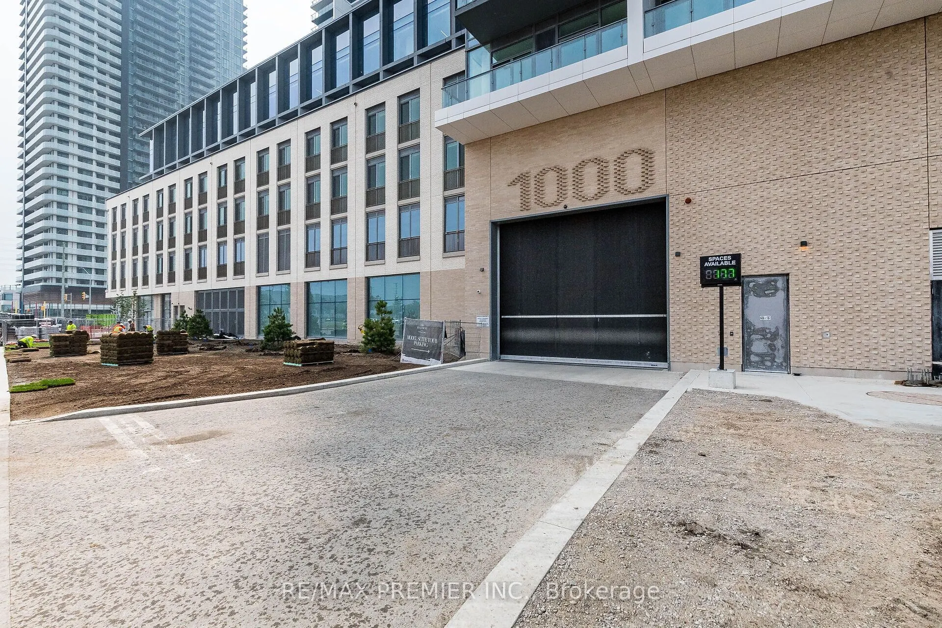 1000 Portage Parkway, #1703