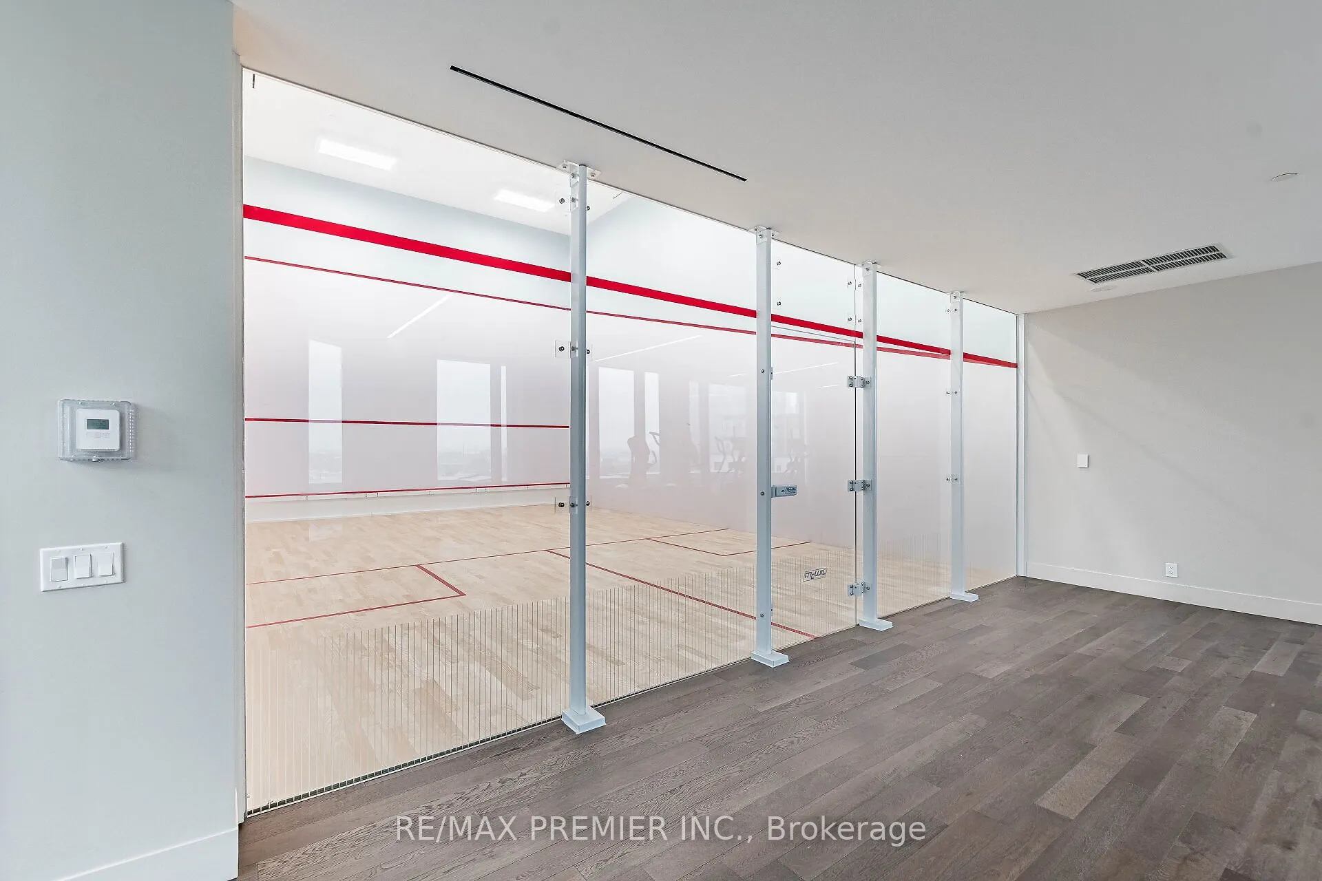 1000 Portage Parkway, #1703
