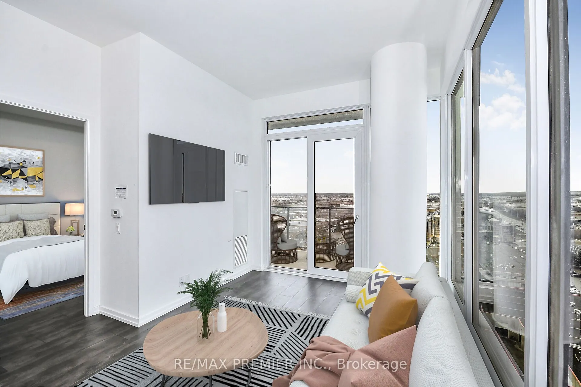 1000 Portage Parkway, #1703