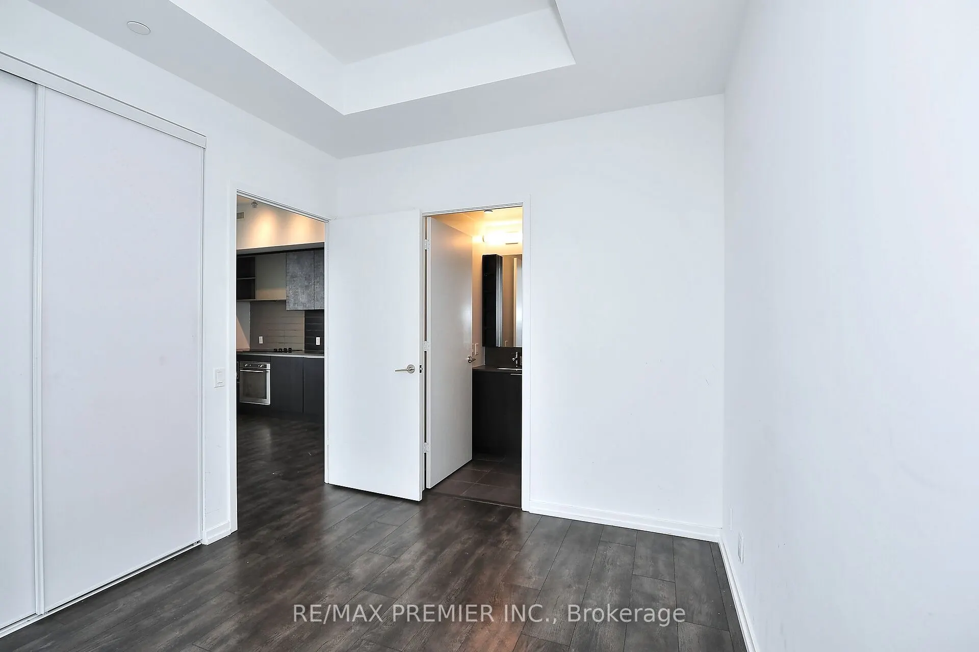 1000 Portage Parkway, #1703