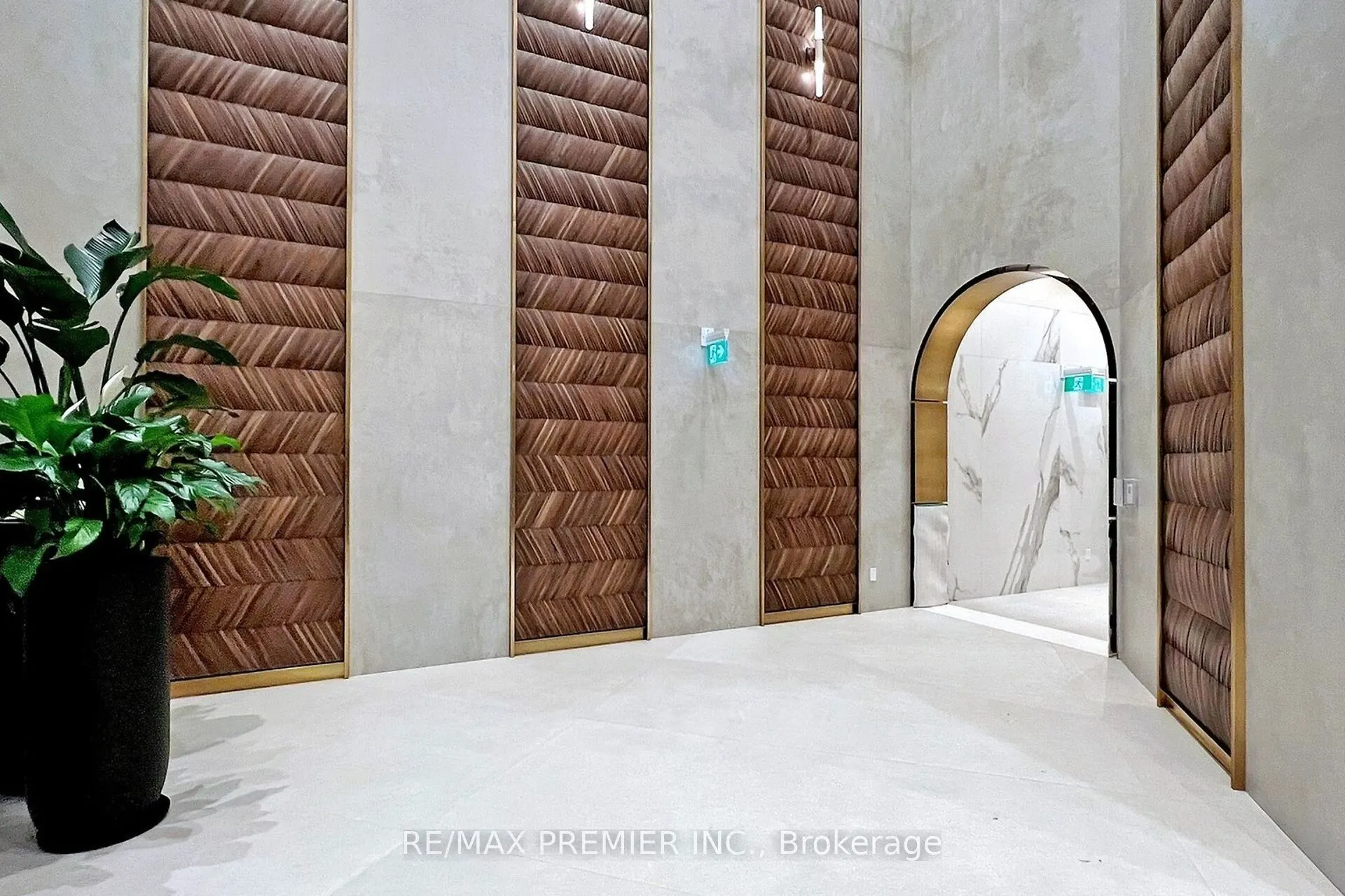 1000 Portage Parkway, #1703