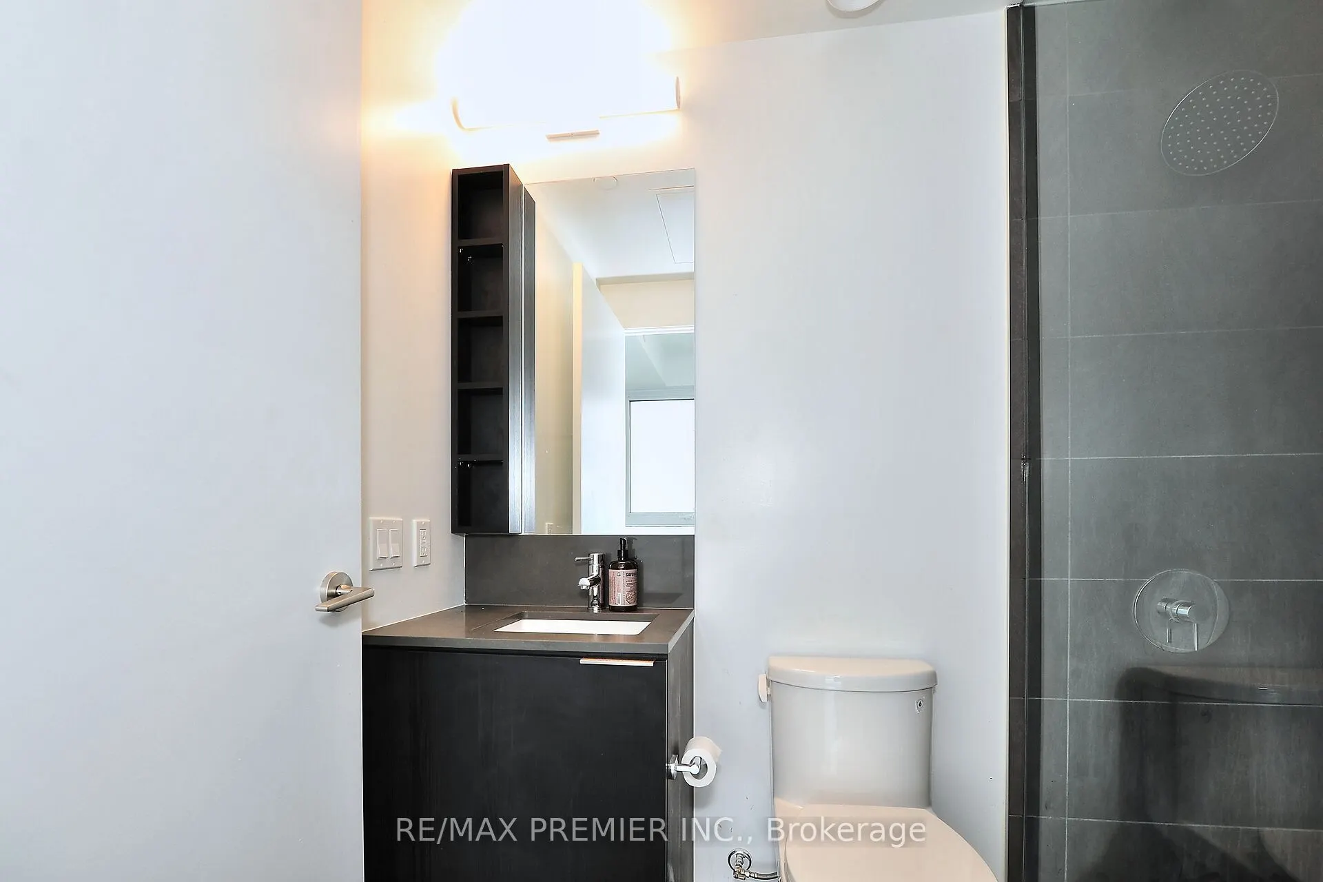 1000 Portage Parkway, #1703