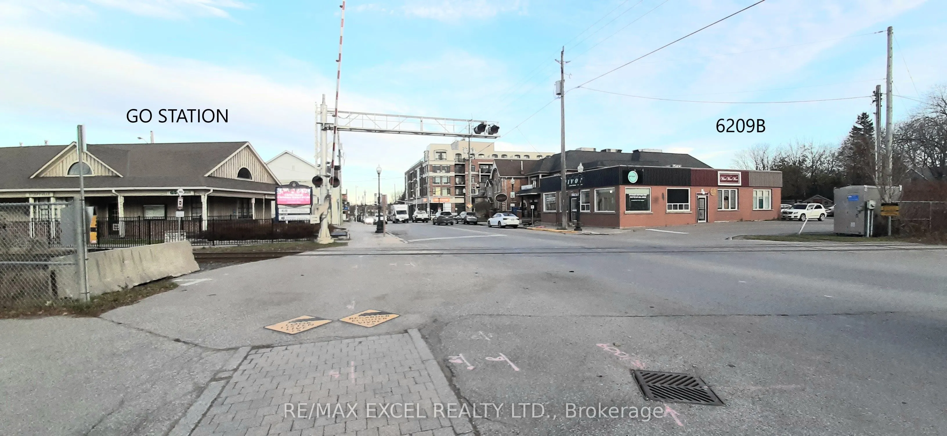 6209B Main Street