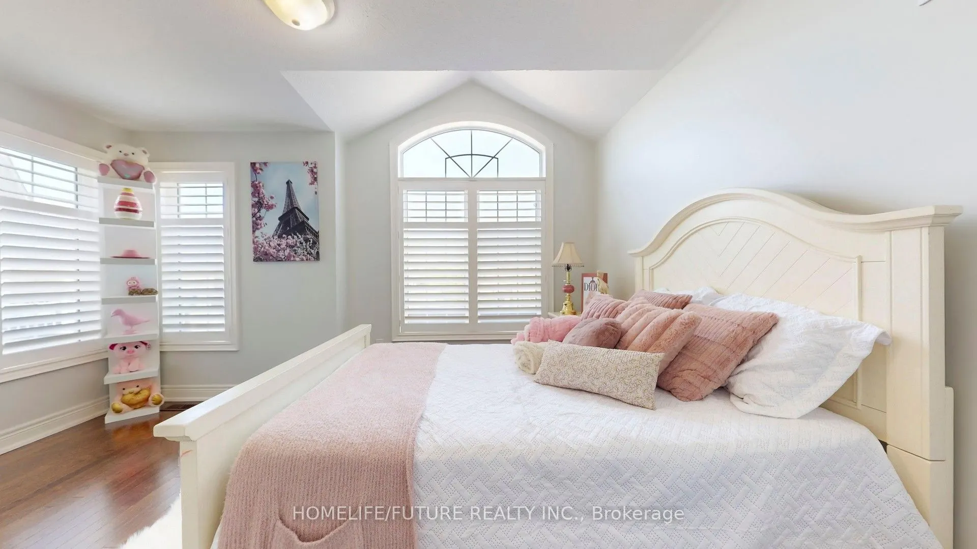 9 Beebe Crescent