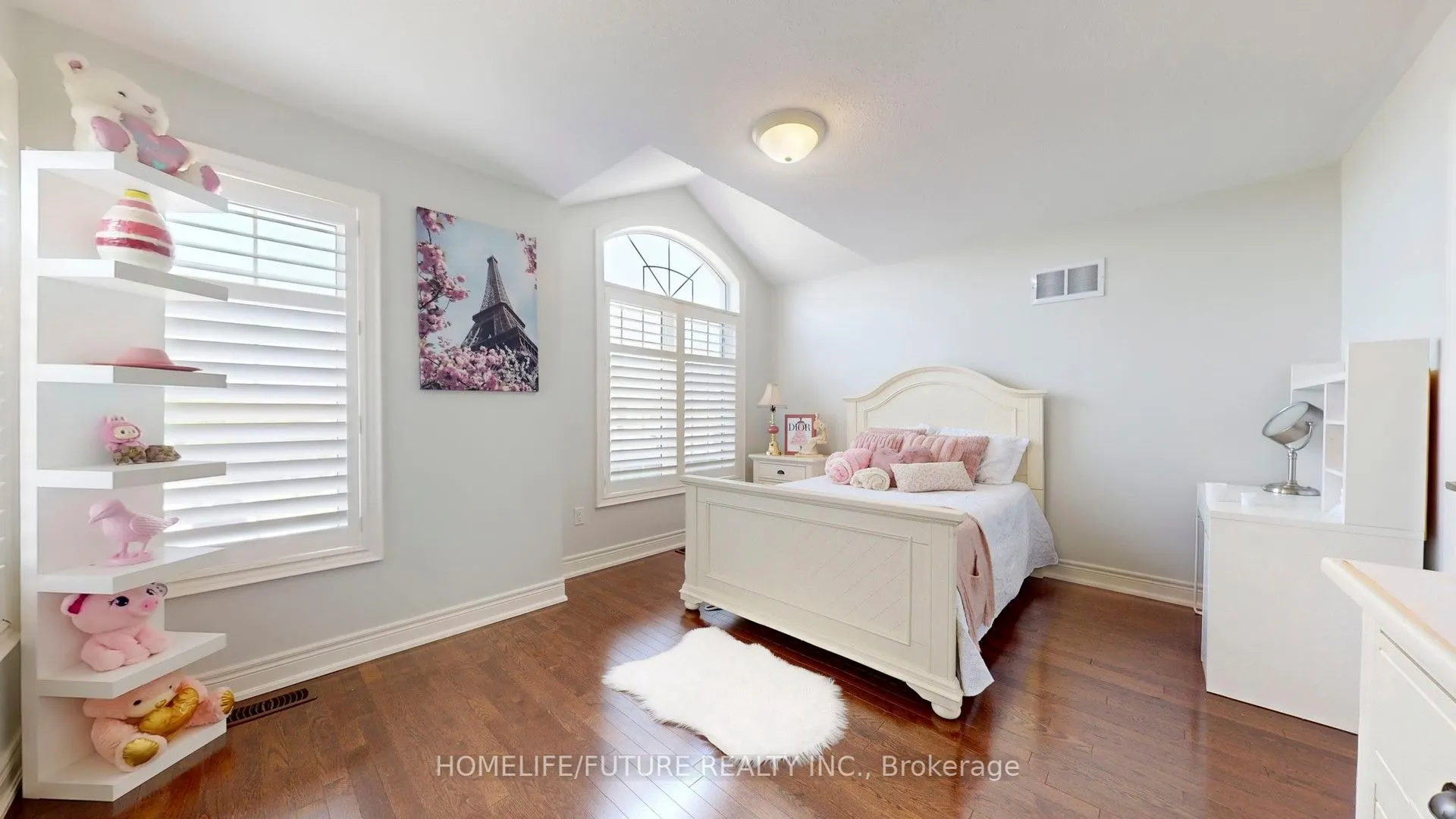 9 Beebe Crescent