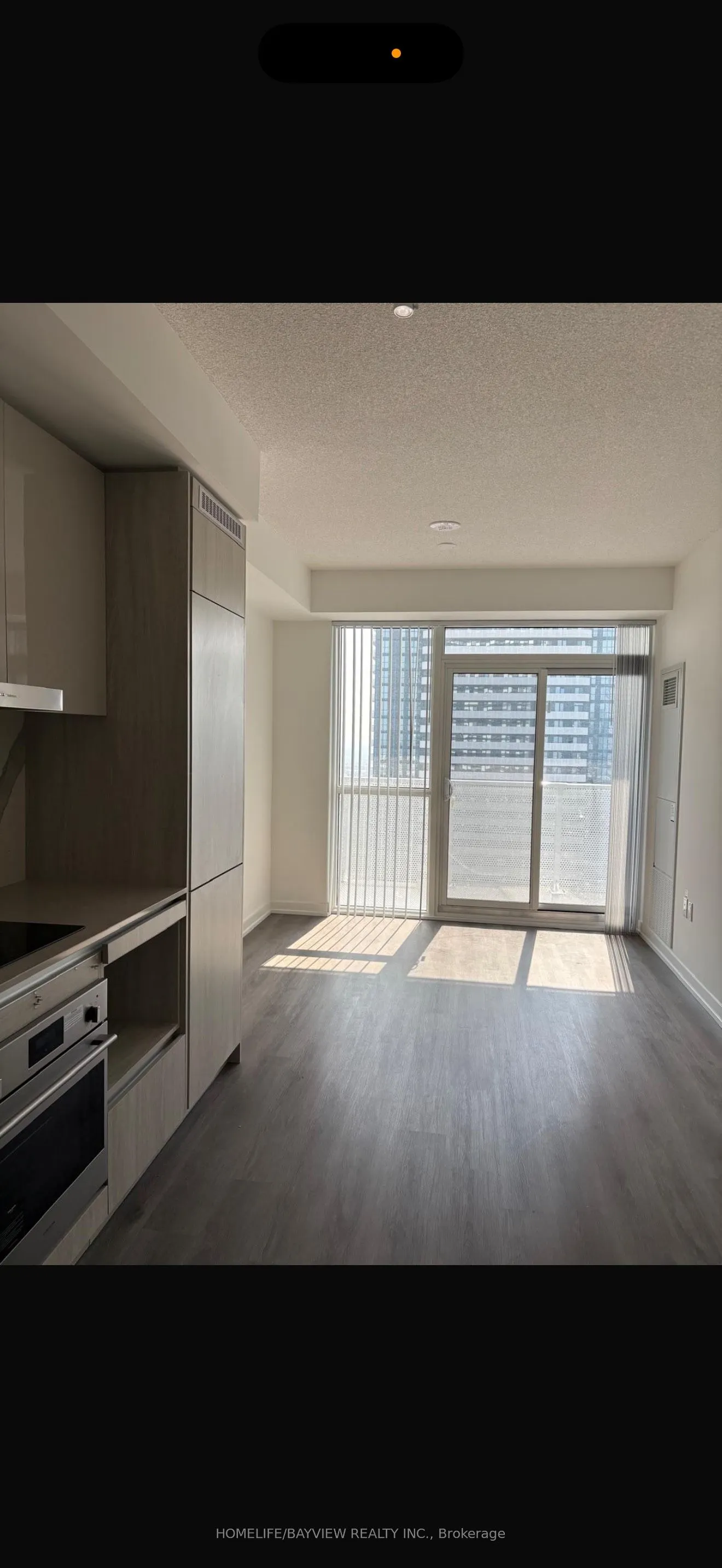 28 Interchange Way S, #2916