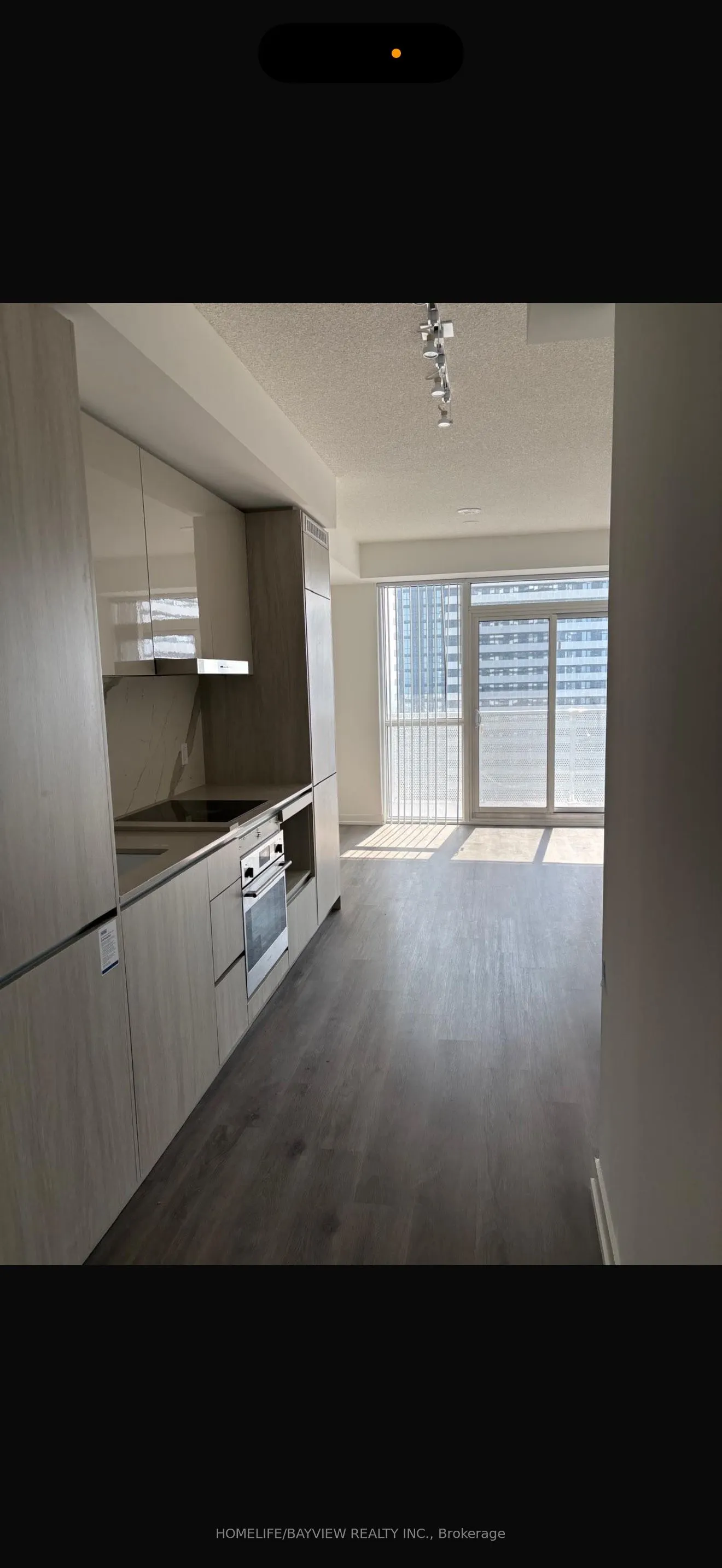 28 Interchange Way S, #2916