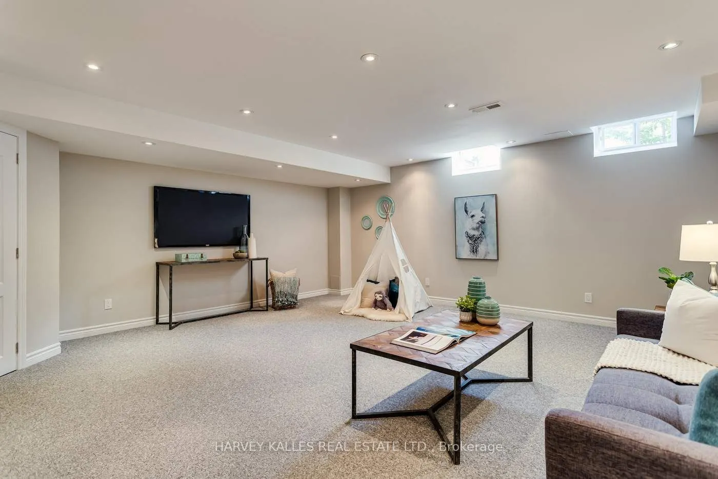 31 Lindvest Crescent