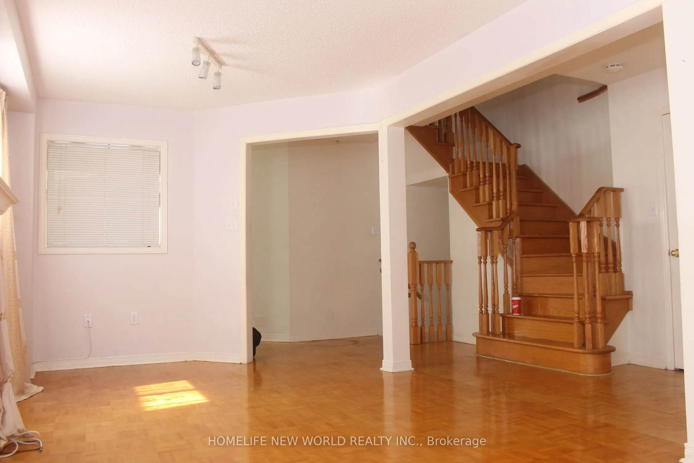 32 Selkirk Drive