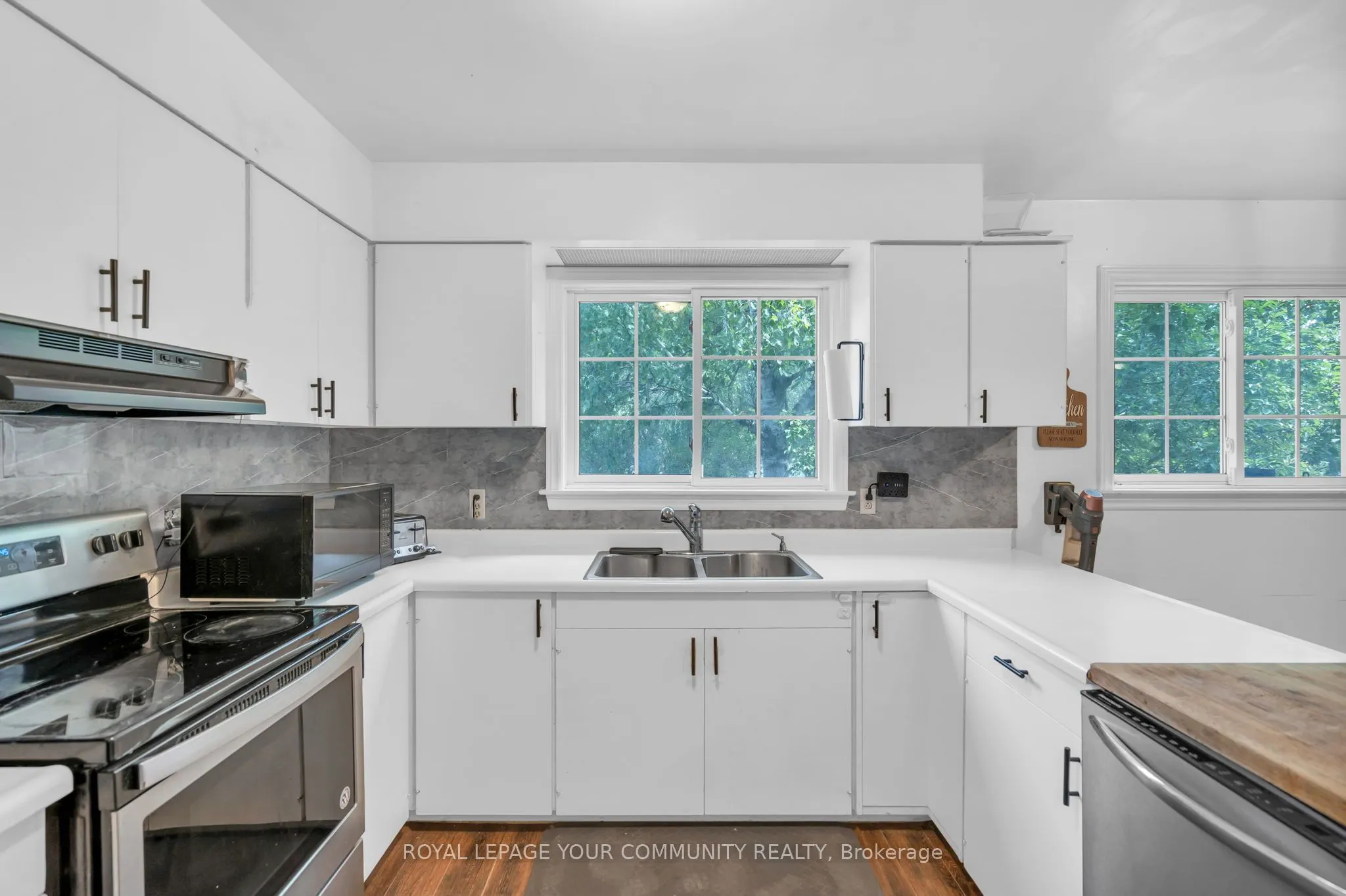 38 Beaverdale Crescent