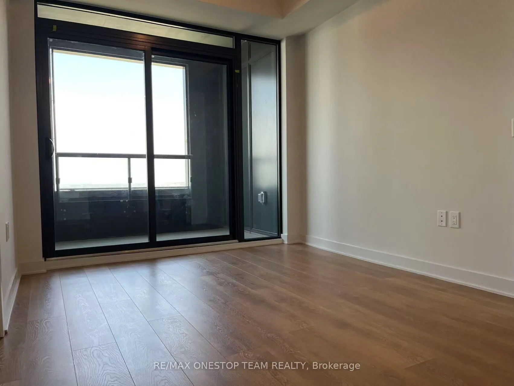 2920 Highway 7 Road, #4009