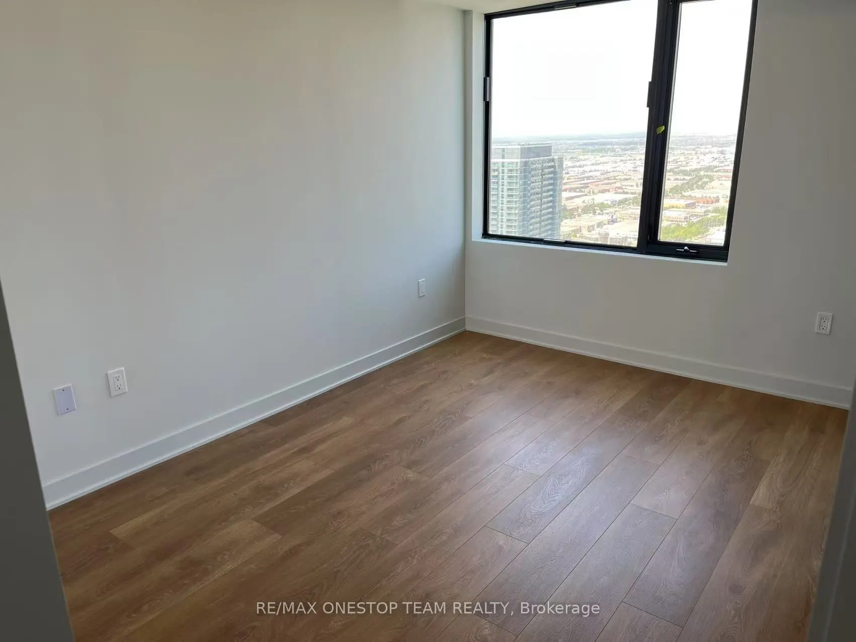 2920 Highway 7 Road, #4009