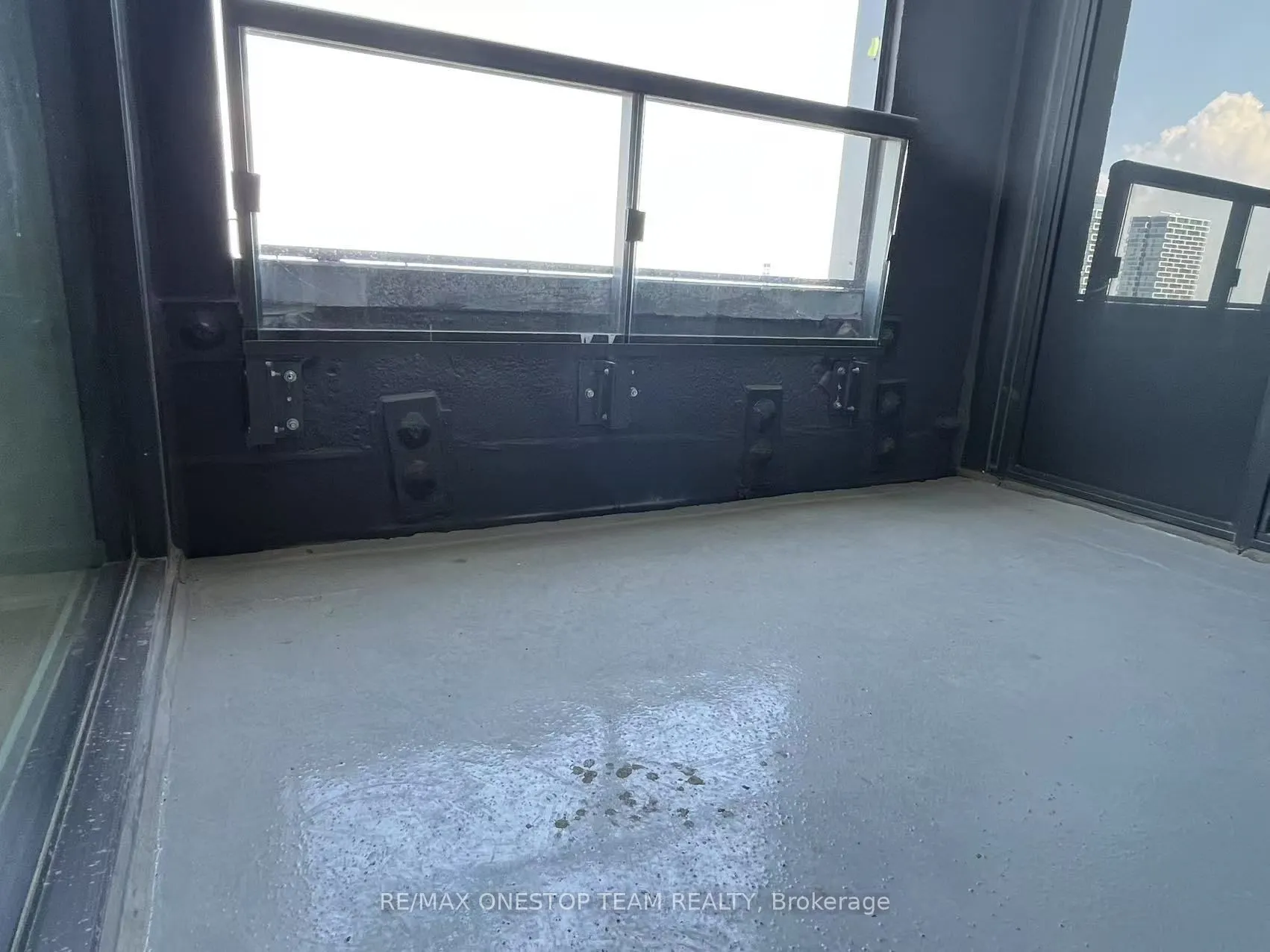 2920 Highway 7 Road, #4009