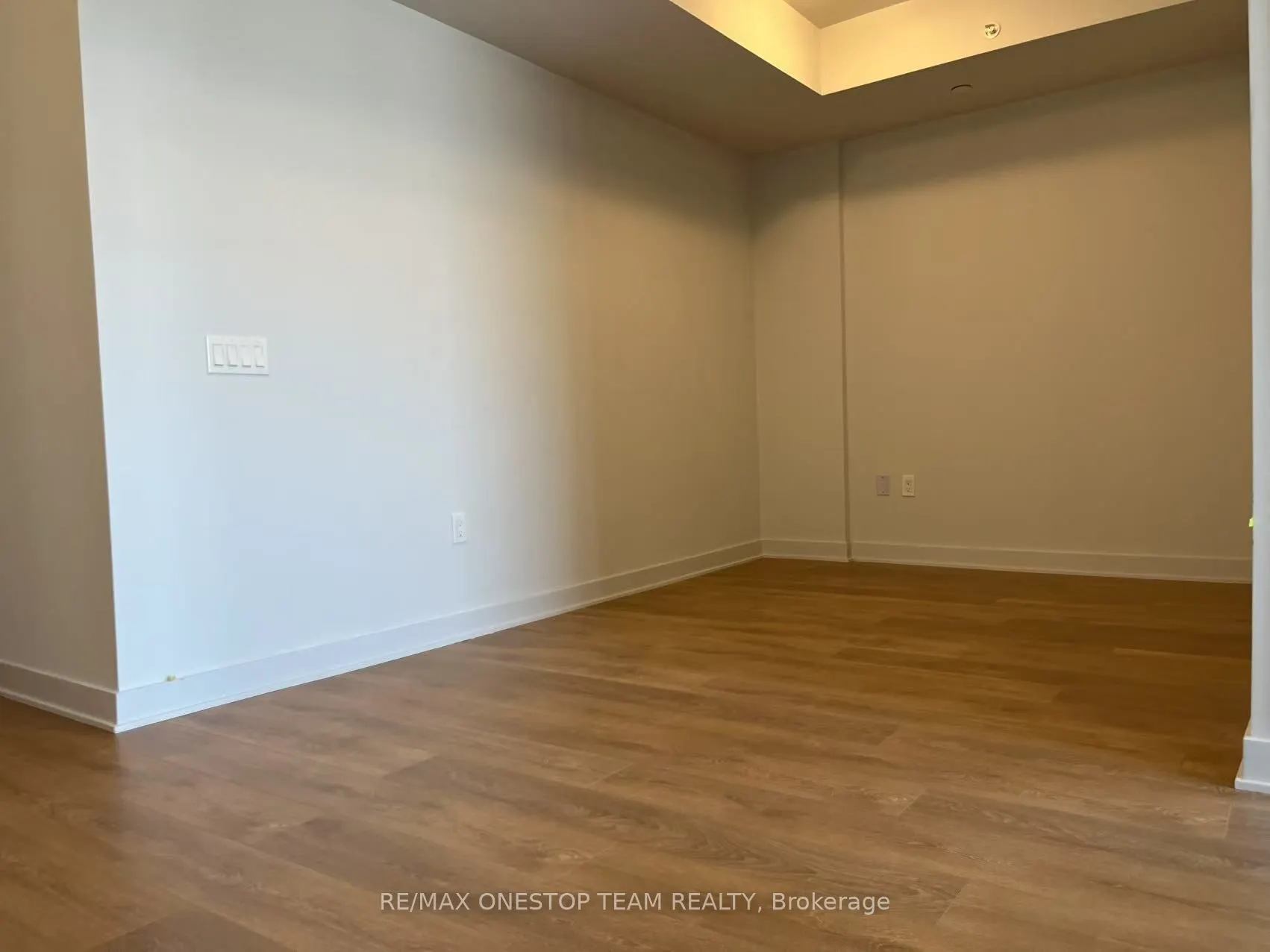 2920 Highway 7 Road, #4009