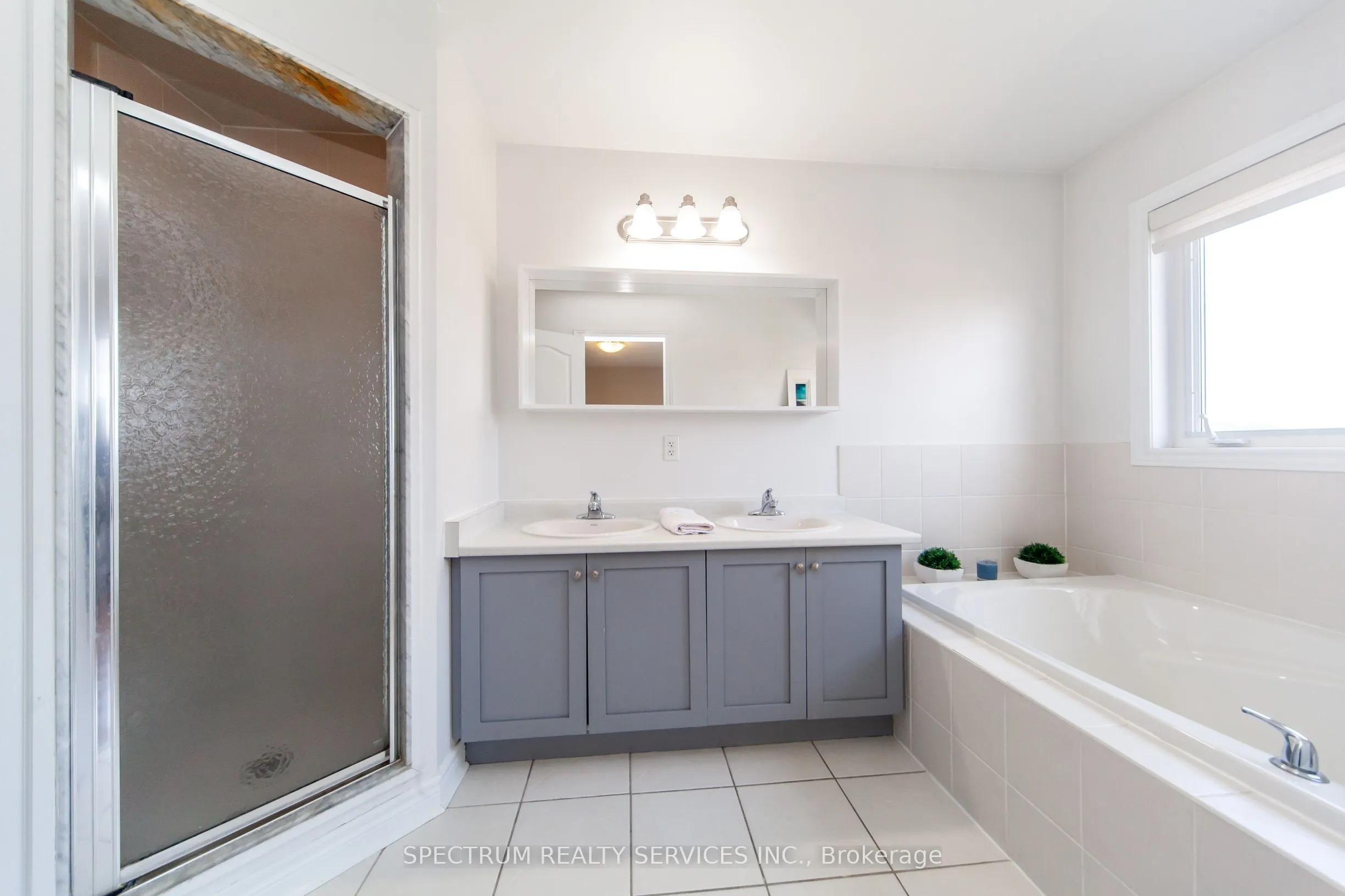 20 Worthview Drive