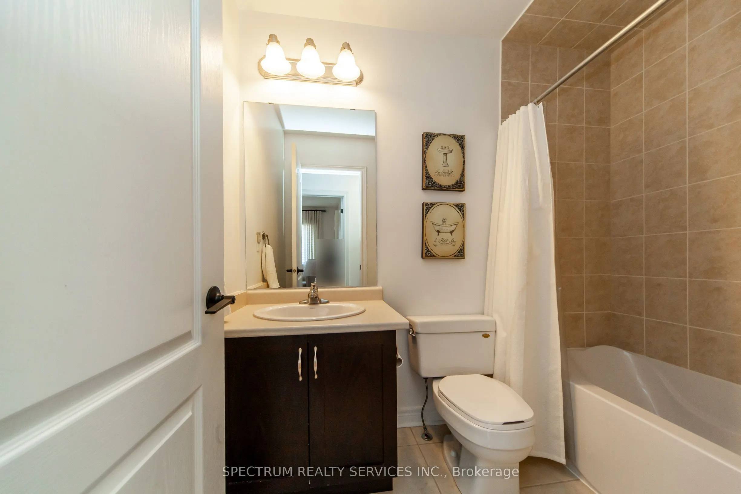 20 Worthview Drive