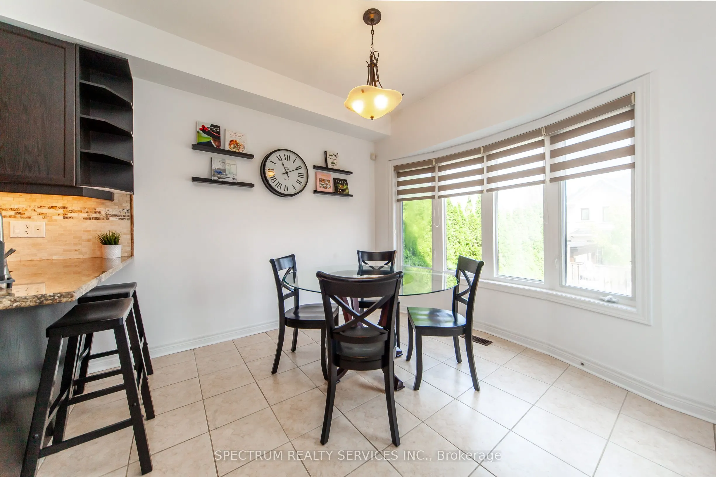 20 Worthview Drive