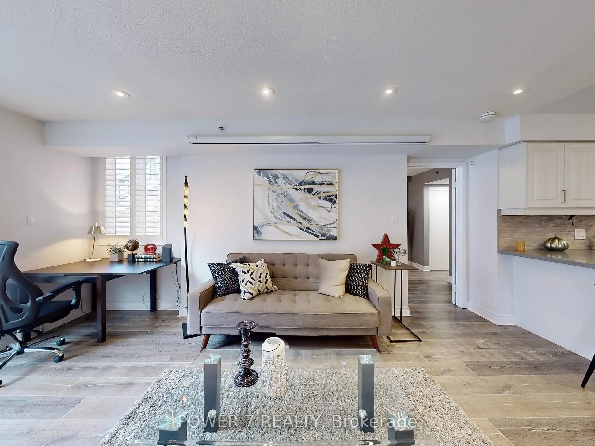 75 Weldrick Road E, #820