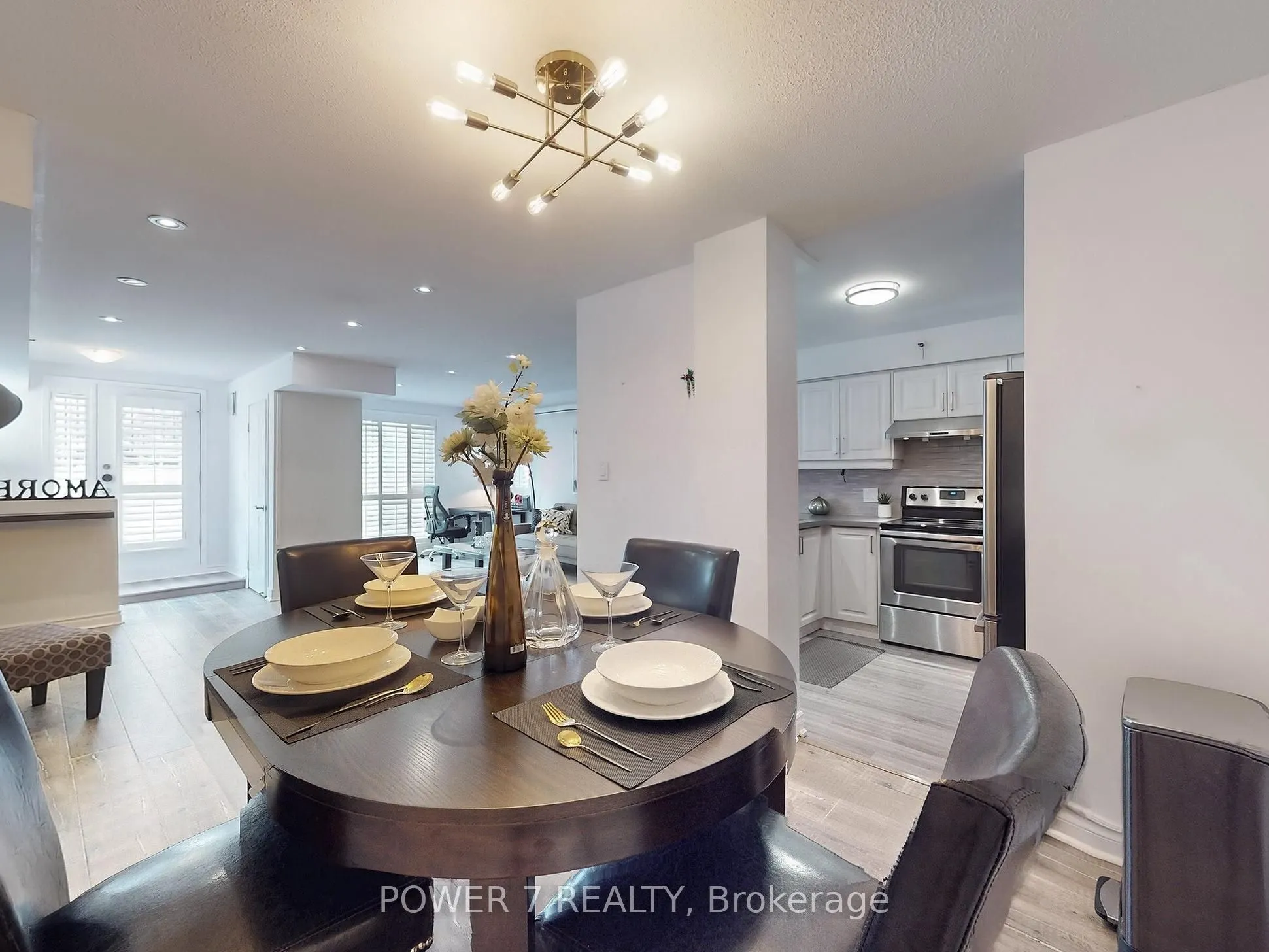 75 Weldrick Road E, #820